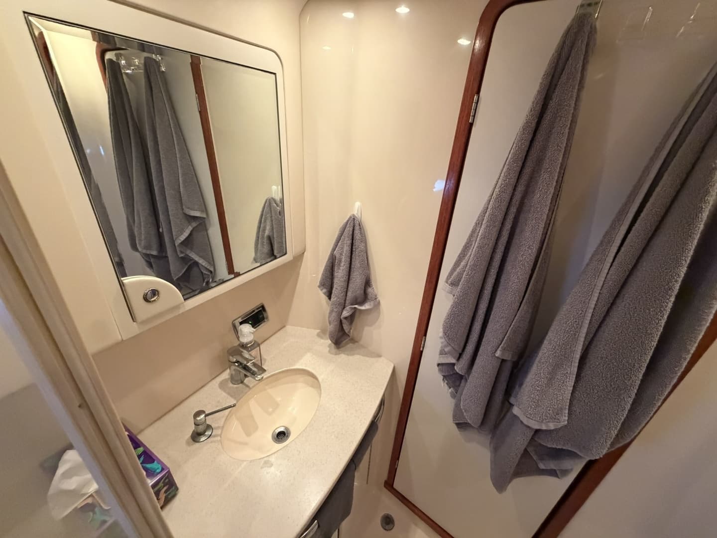 2002 Sea Ray 480