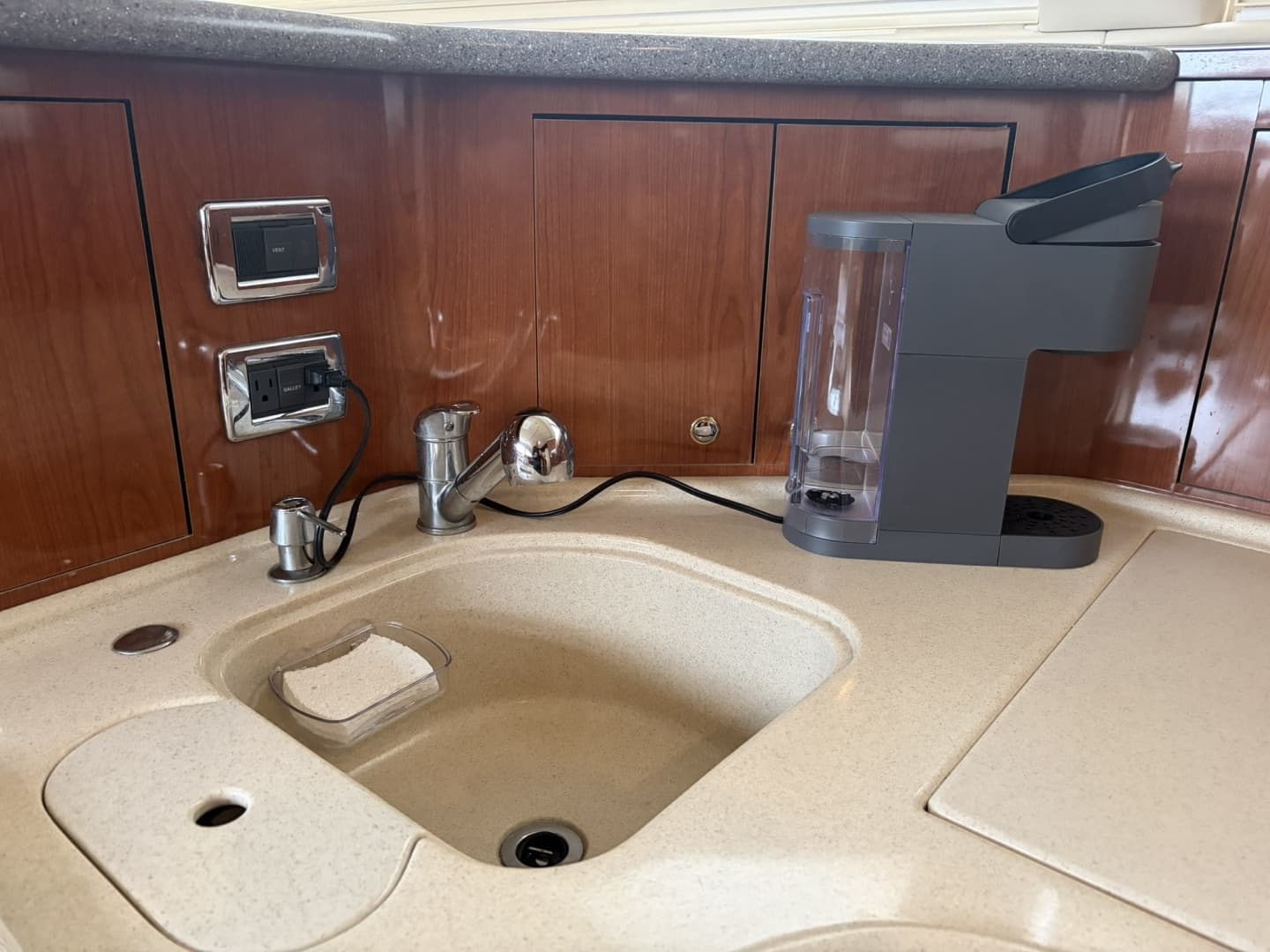 2002 Sea Ray 480