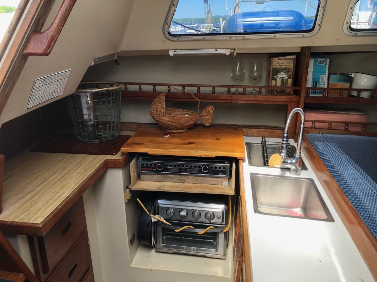 1983 Catalina Catalina 30