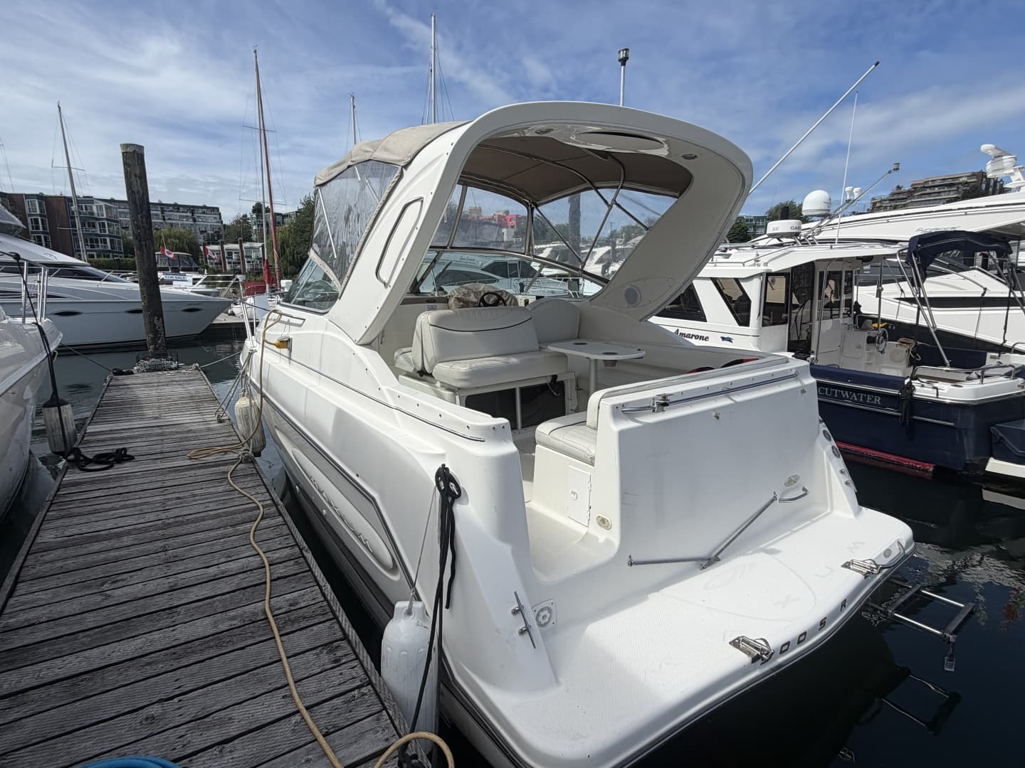 2003 Maxum 2900 SCR