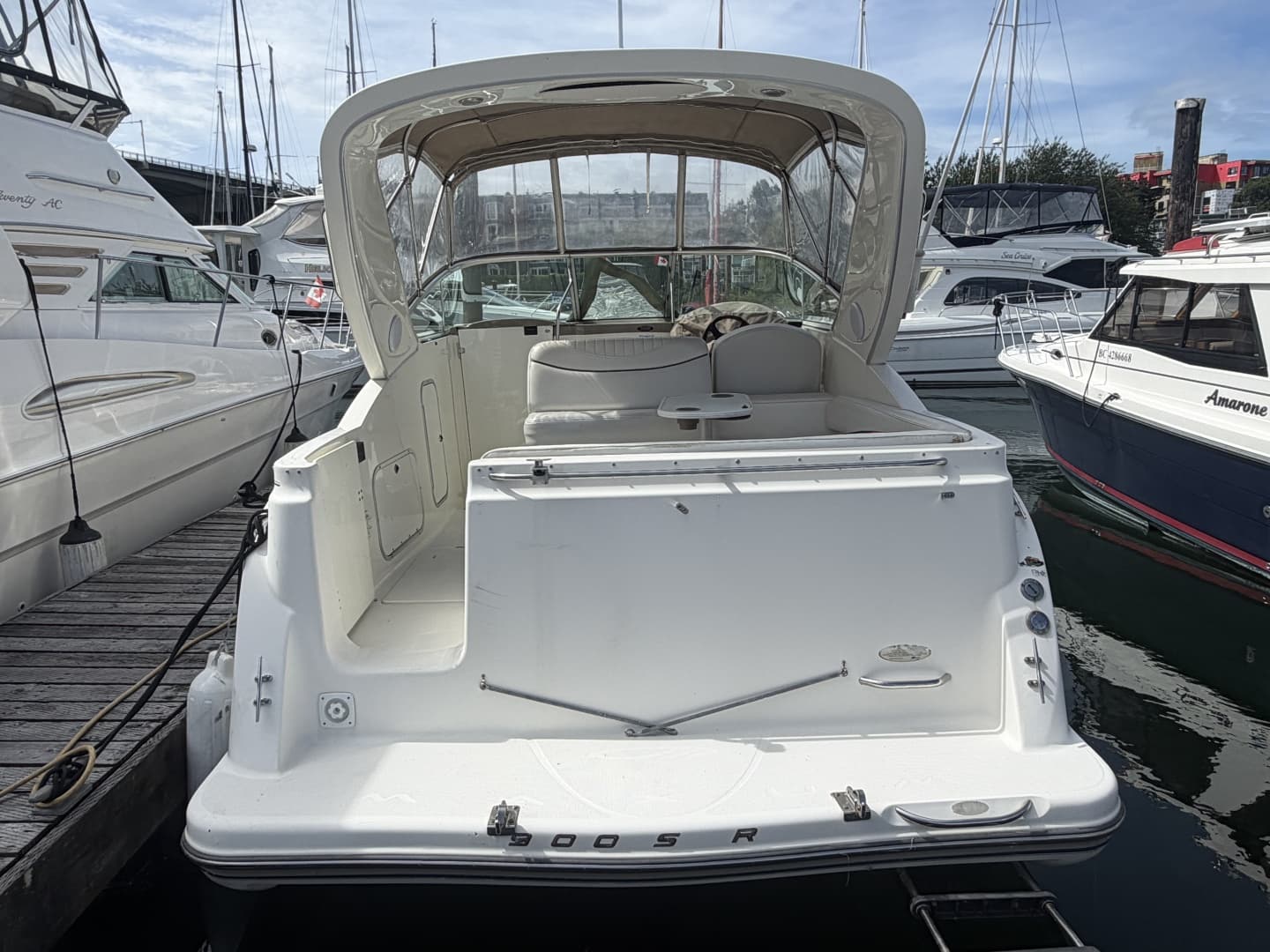 2003 Maxum 2900 SCR