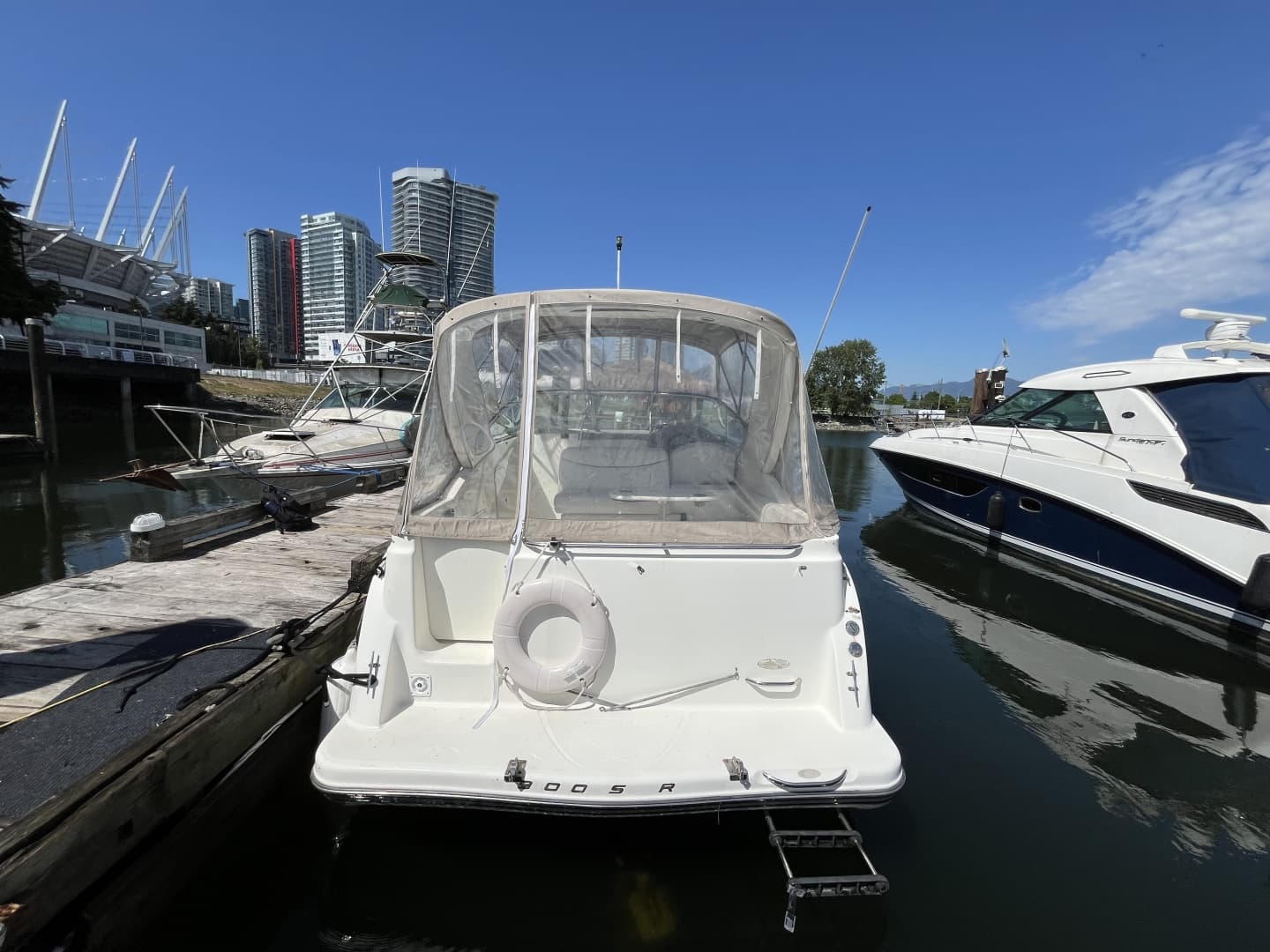 2003 Maxum 2900 SCR