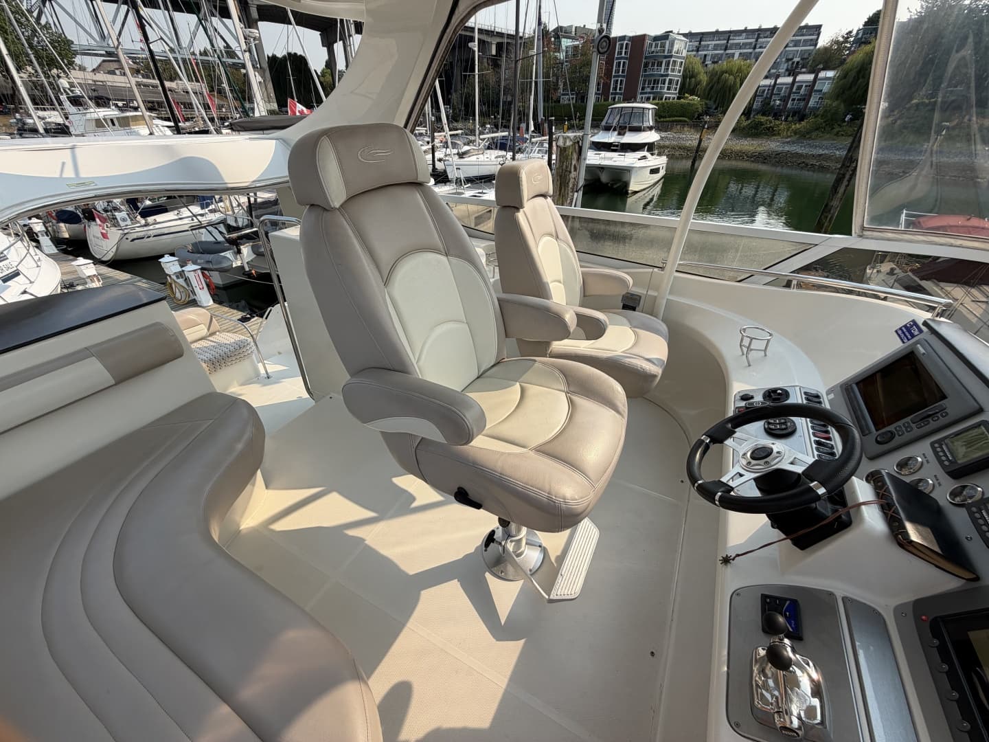 2008 Carver 47MY
