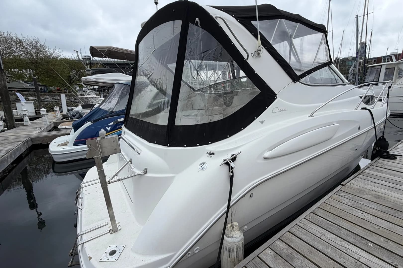 1999 Bayliner 3055 Ciera