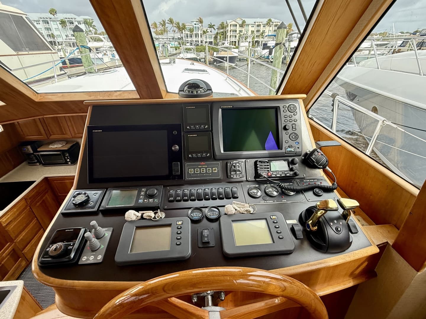 2002 Legacy Yachts 52