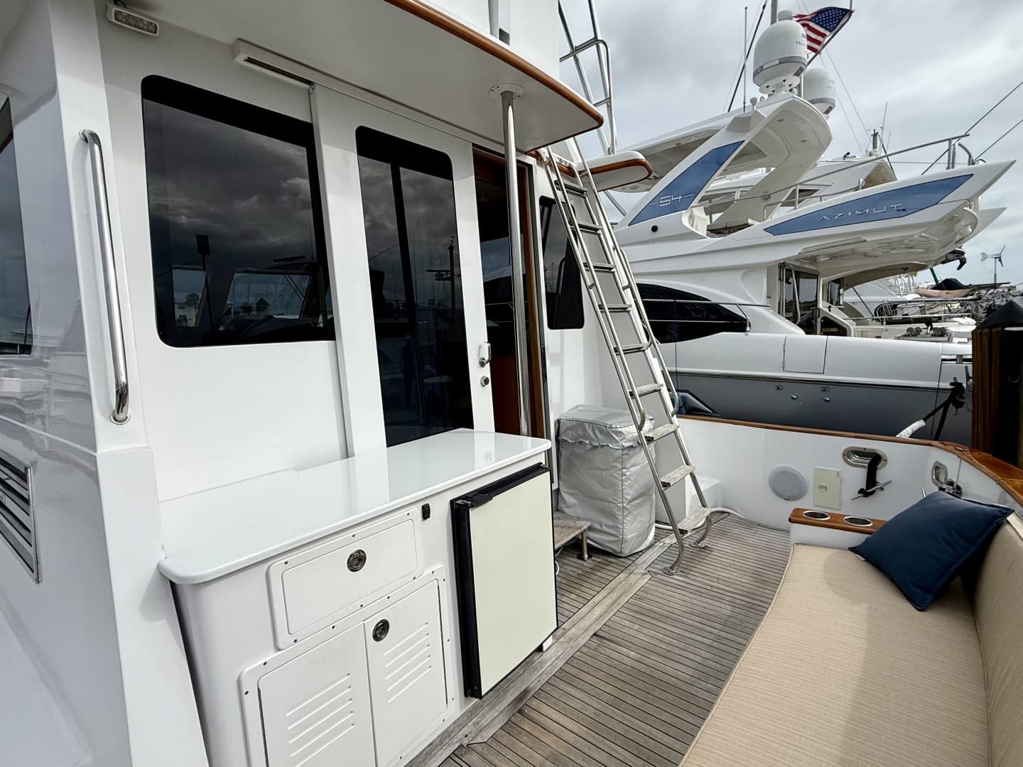2002 Legacy Yachts 52