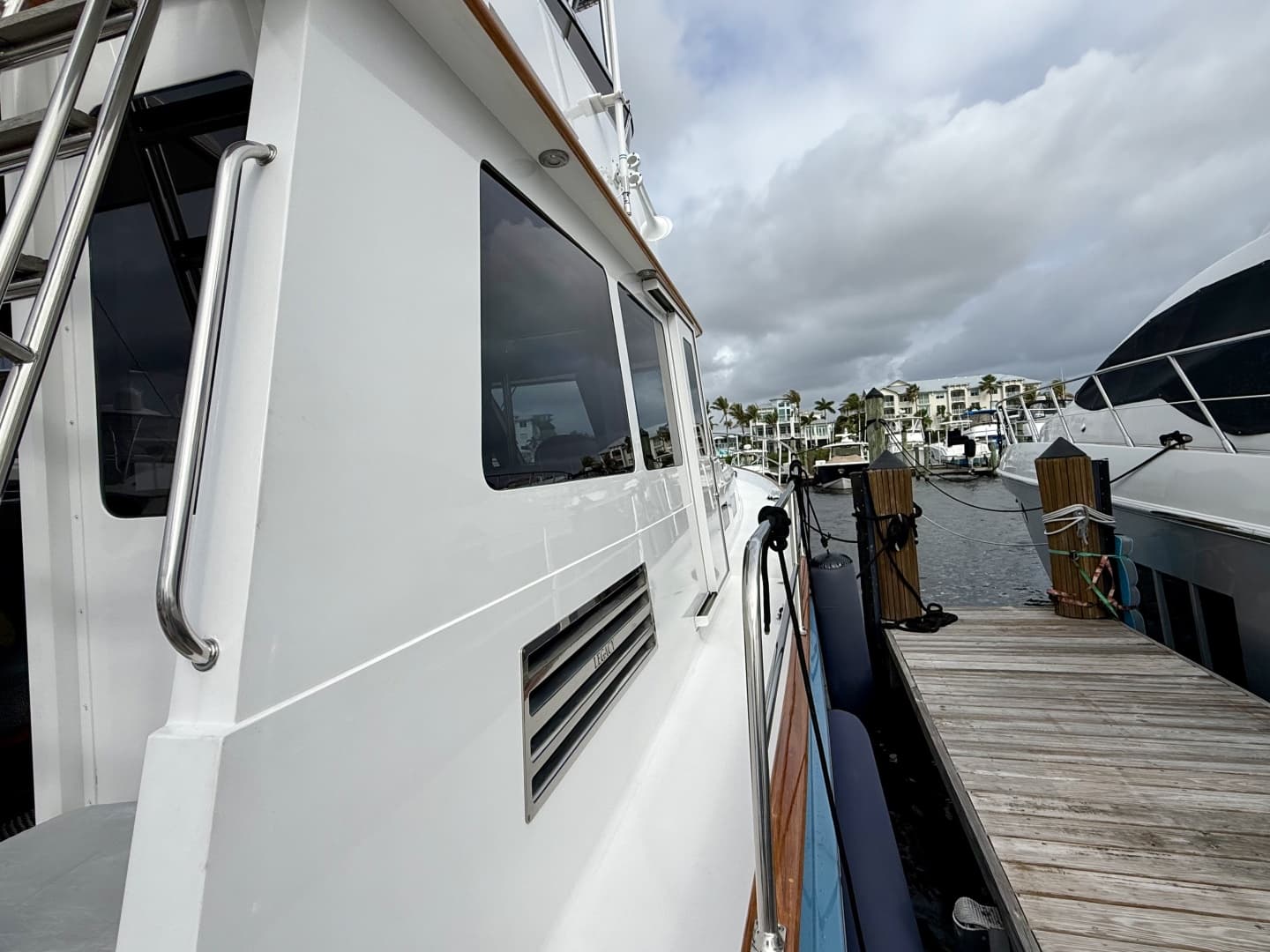 2002 Legacy Yachts 52