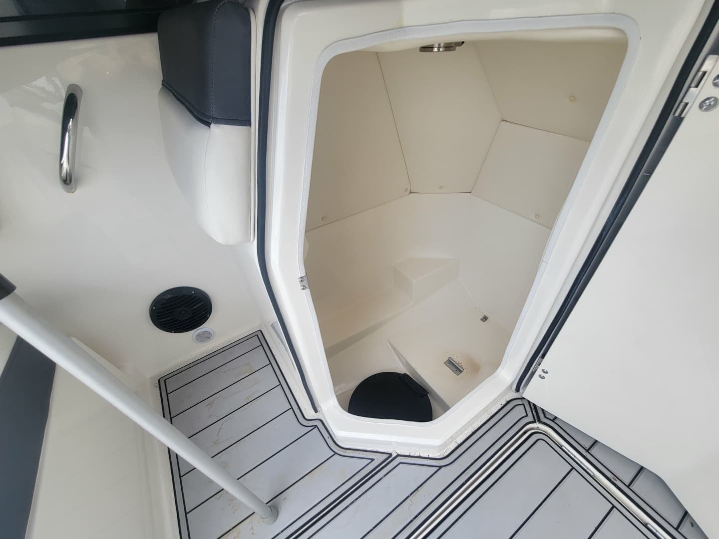 2023 Bayliner DX 2200