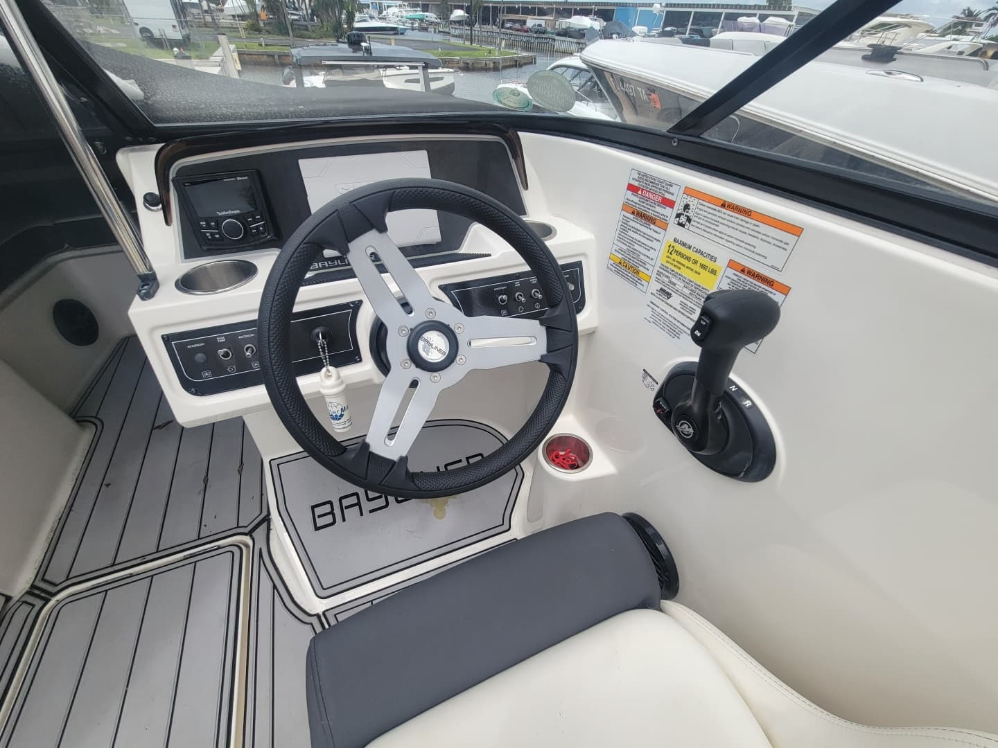 2023 Bayliner DX 2200
