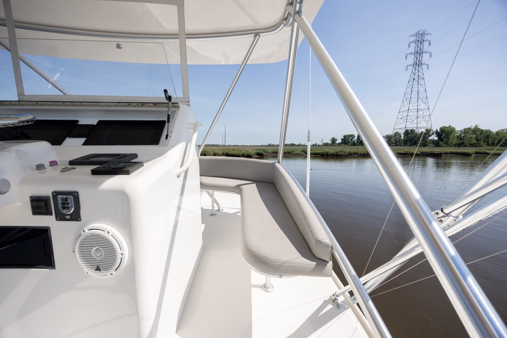2005 Cabo 45 Express