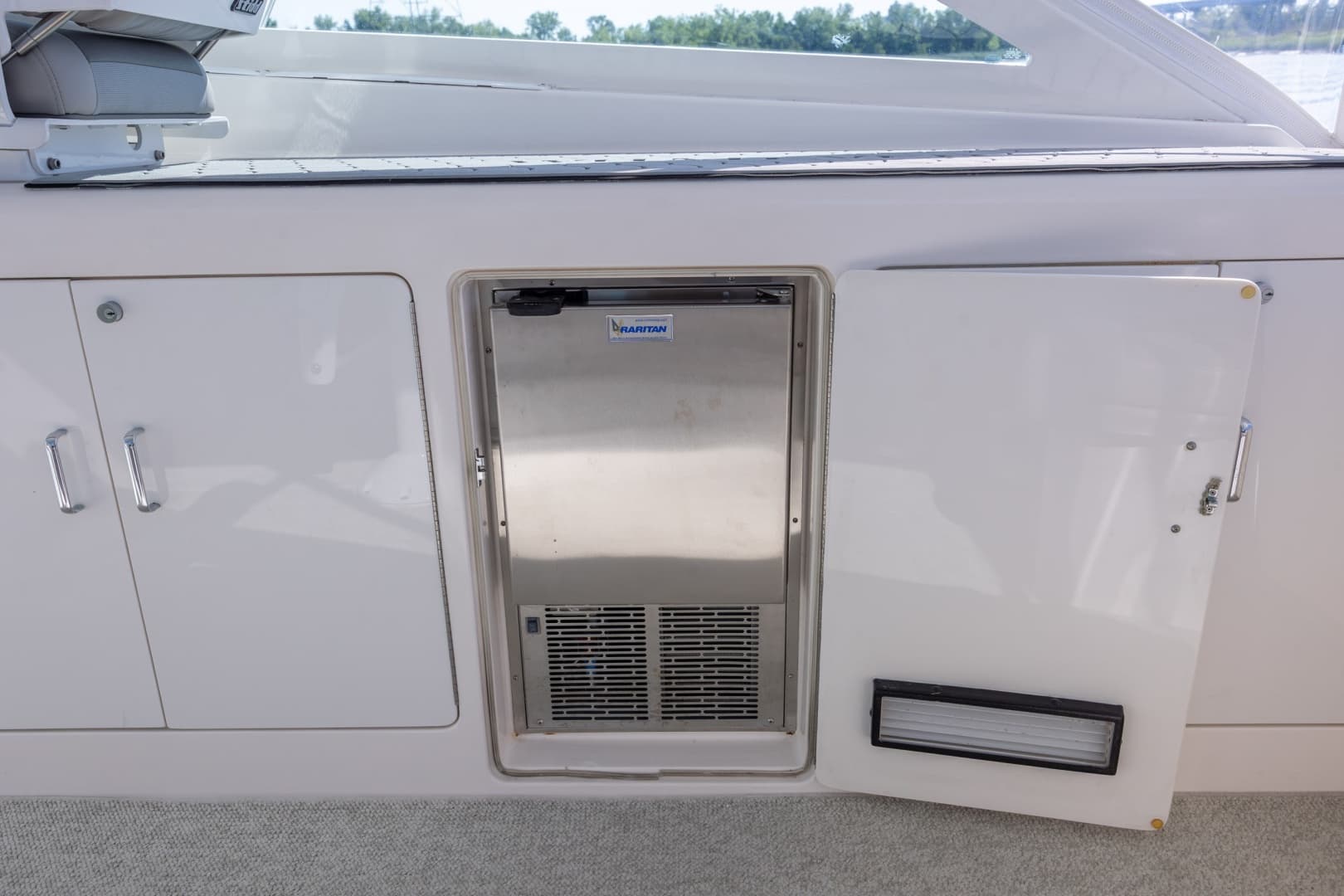 2005 Cabo 45 Express