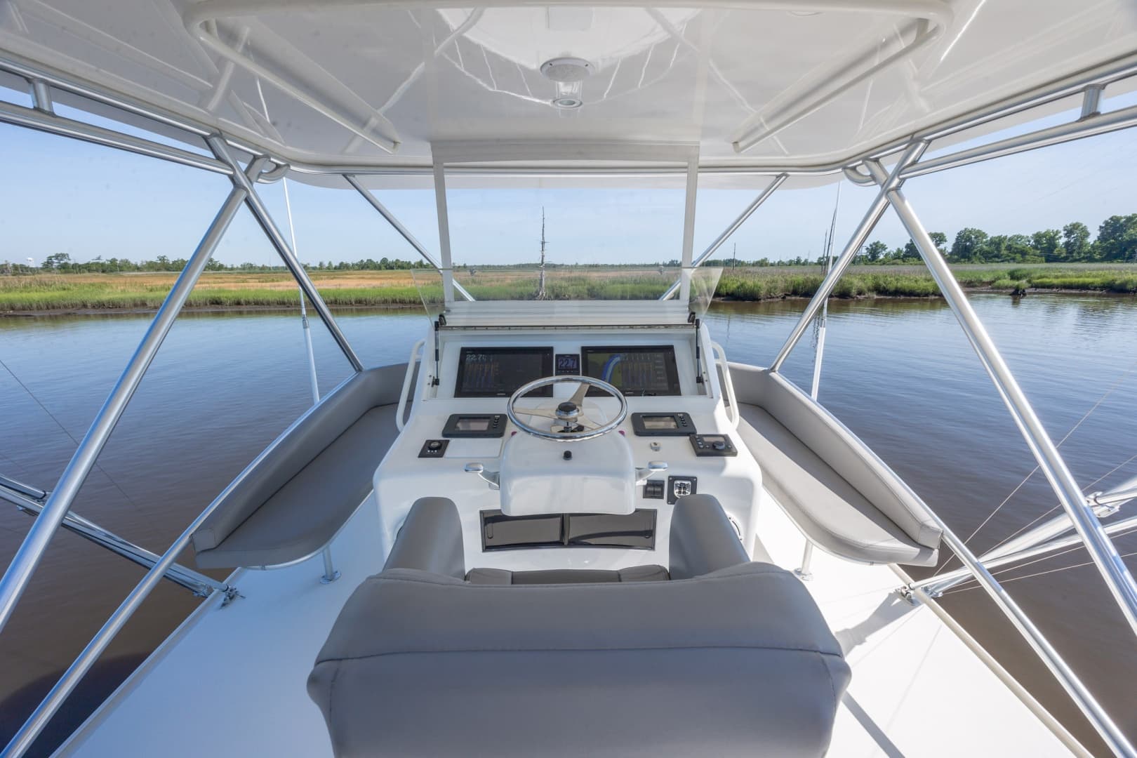 2005 Cabo 45 Express