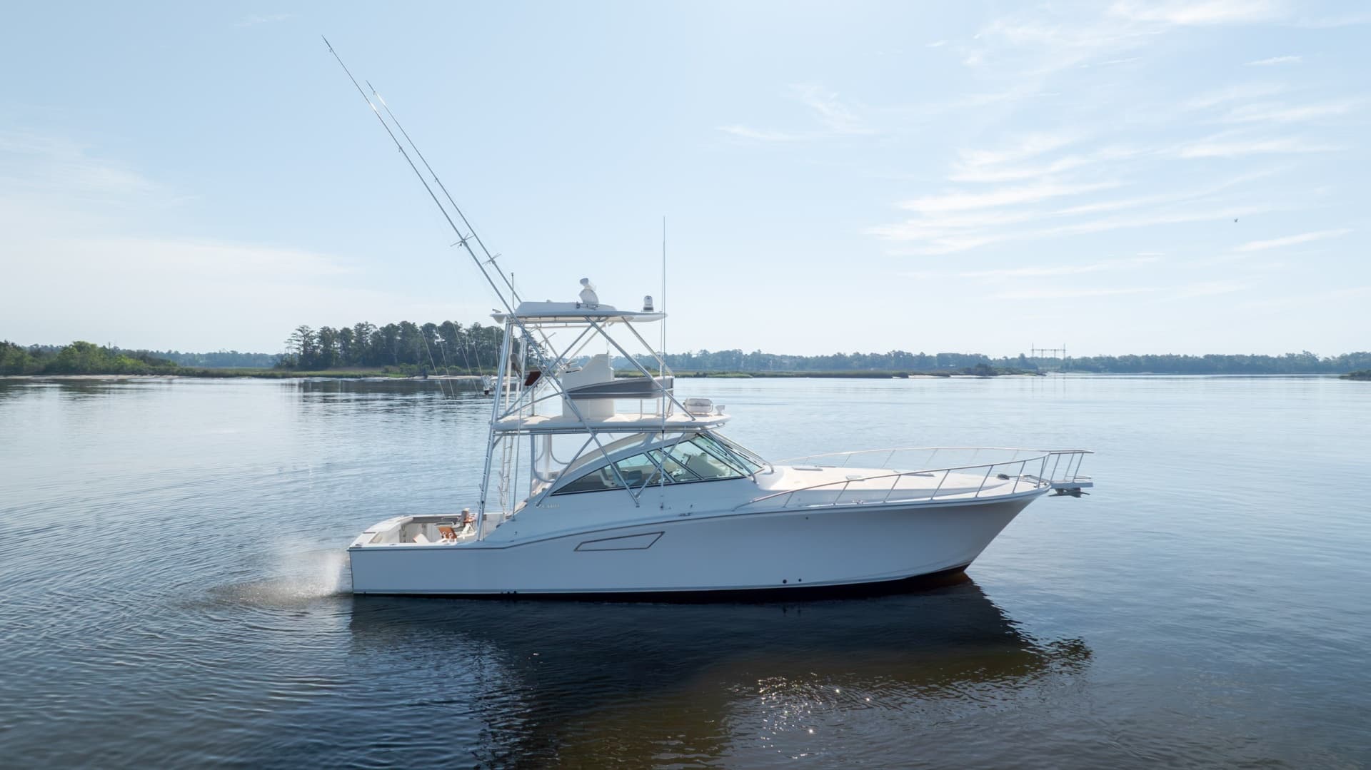 2005 Cabo 45 Express