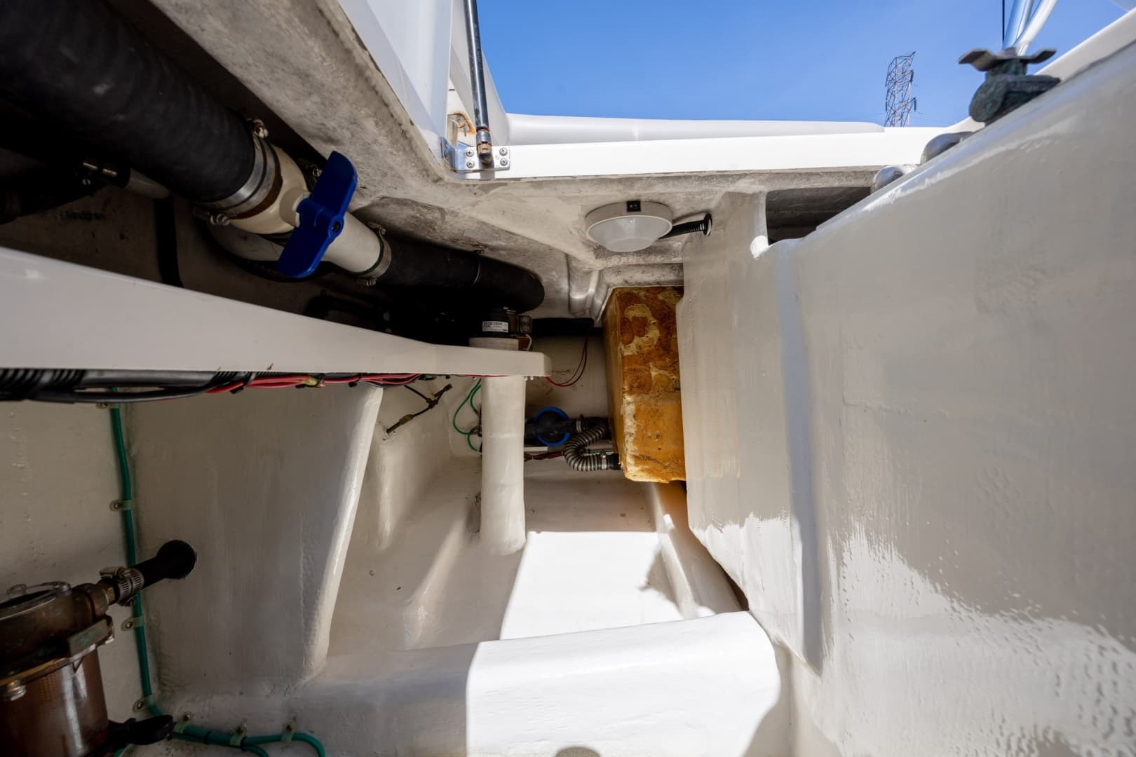 2005 Cabo 45 Express