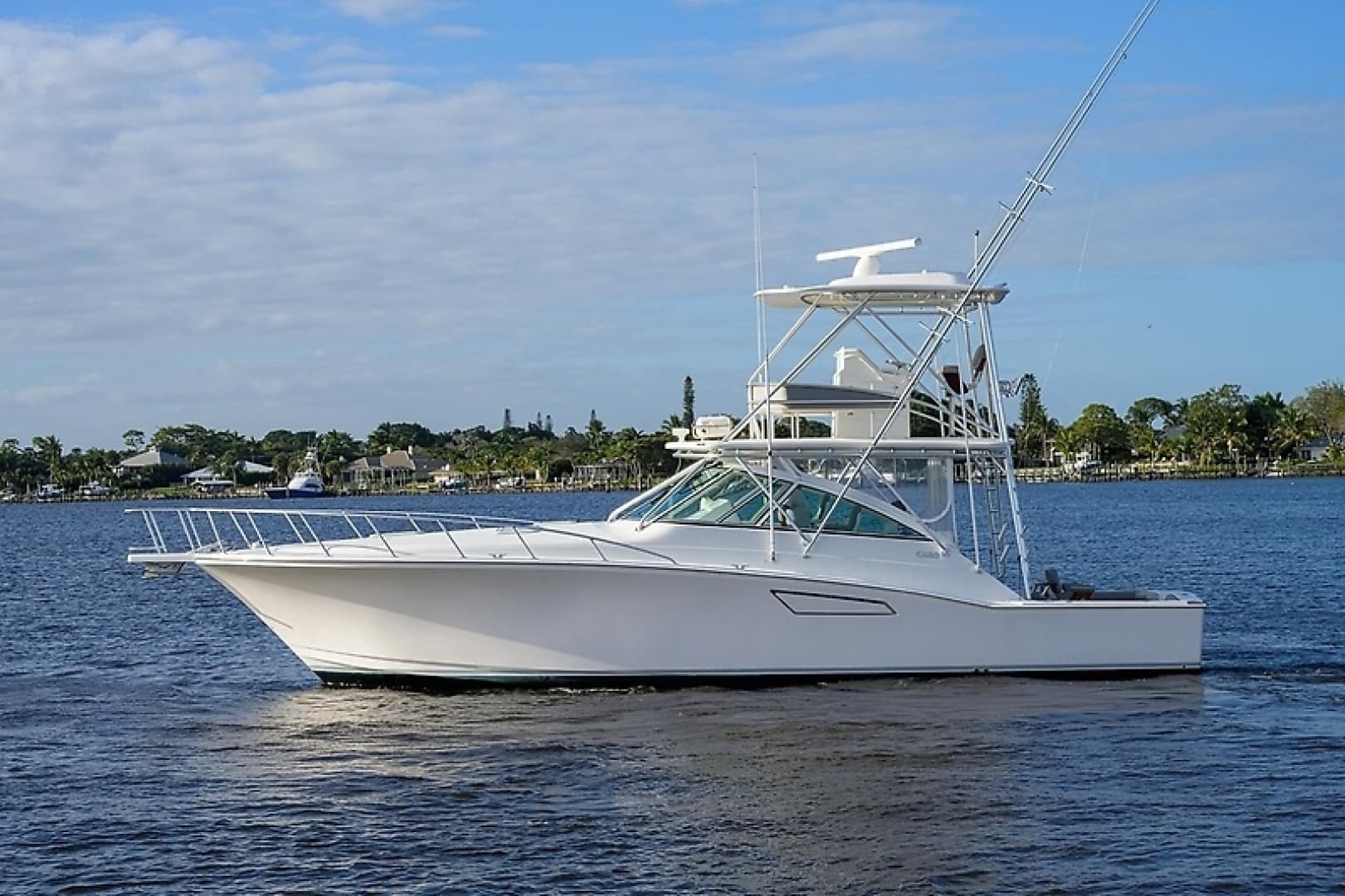 2005 Cabo 45 Express