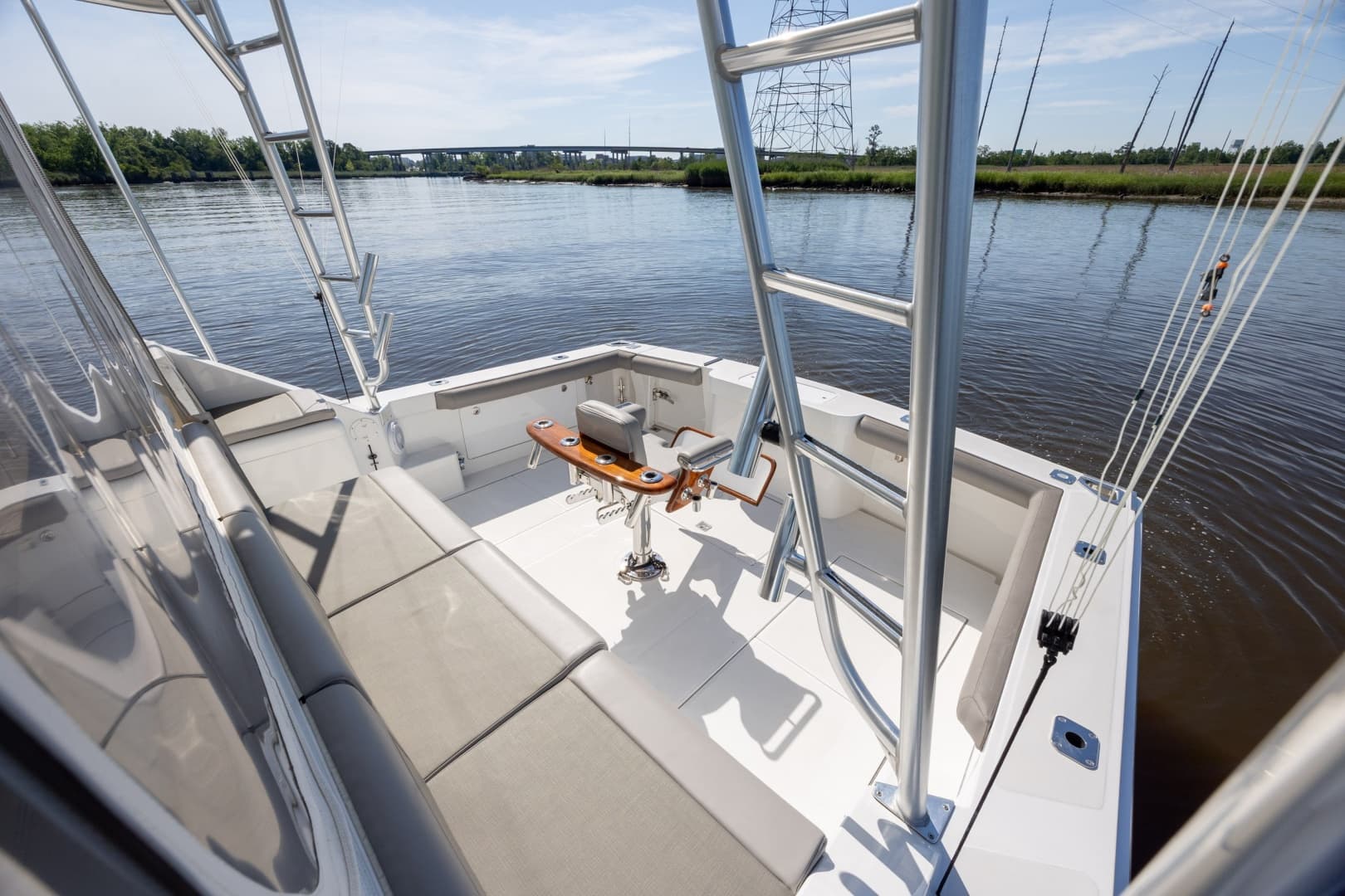 2005 Cabo 45 Express