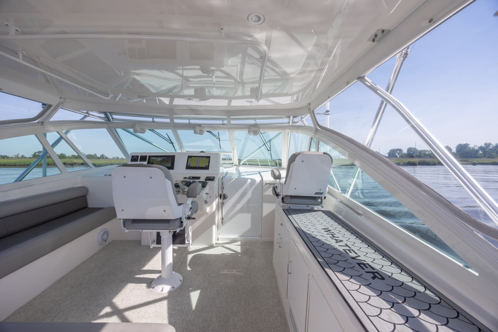 2005 Cabo 45 Express