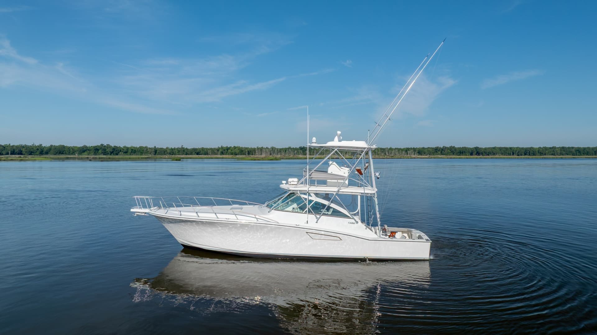 2005 Cabo 45 Express