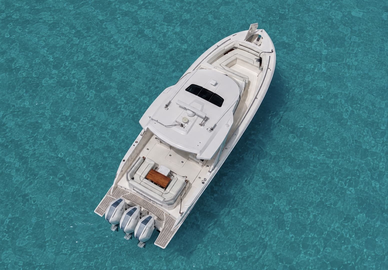 2025 Tiara Yachts 38LS