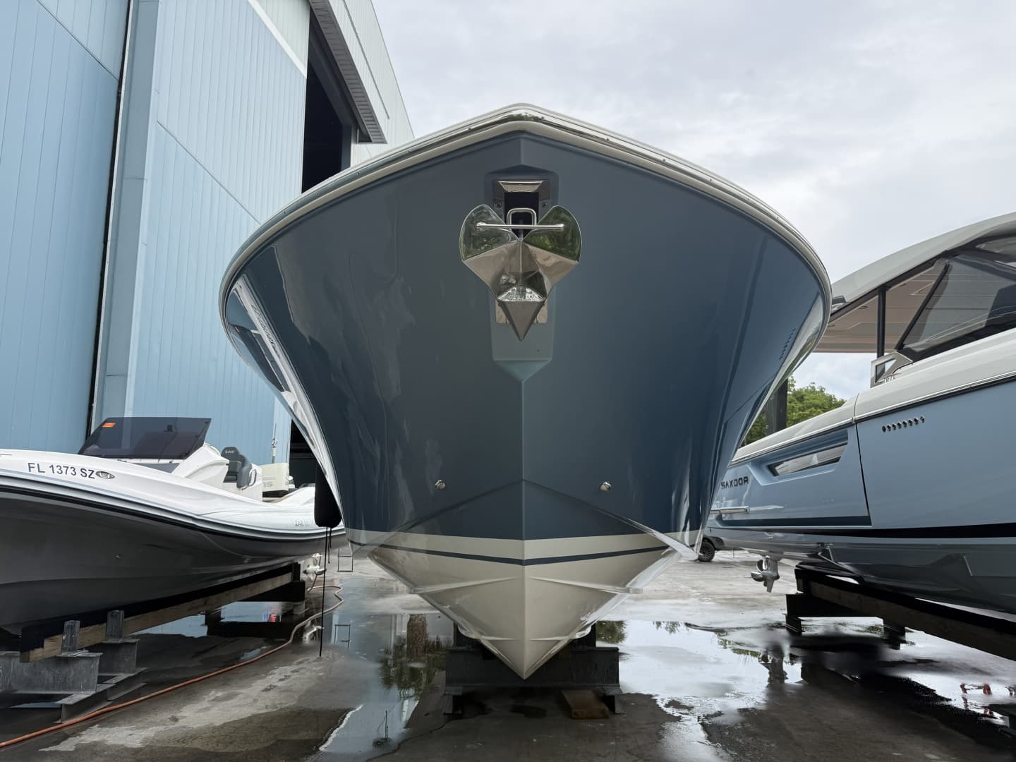 2025 Tiara Yachts 38LS
