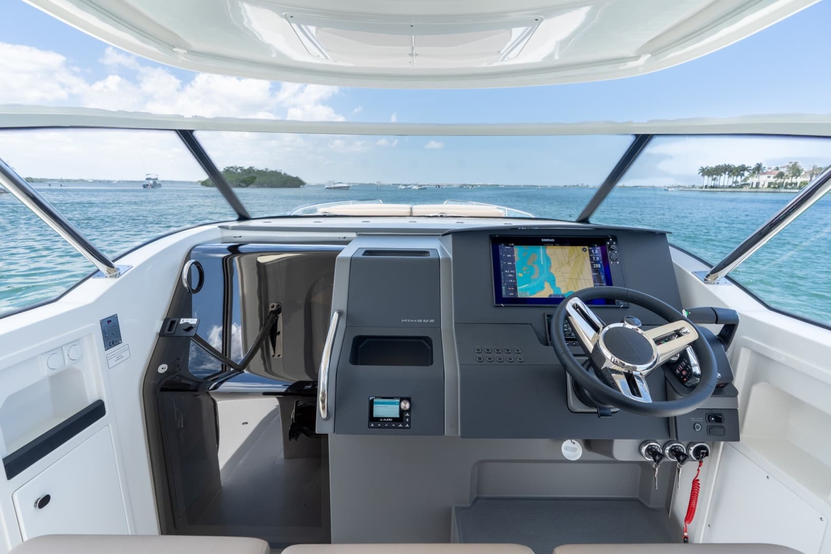 2025 Nimbus Tender 11