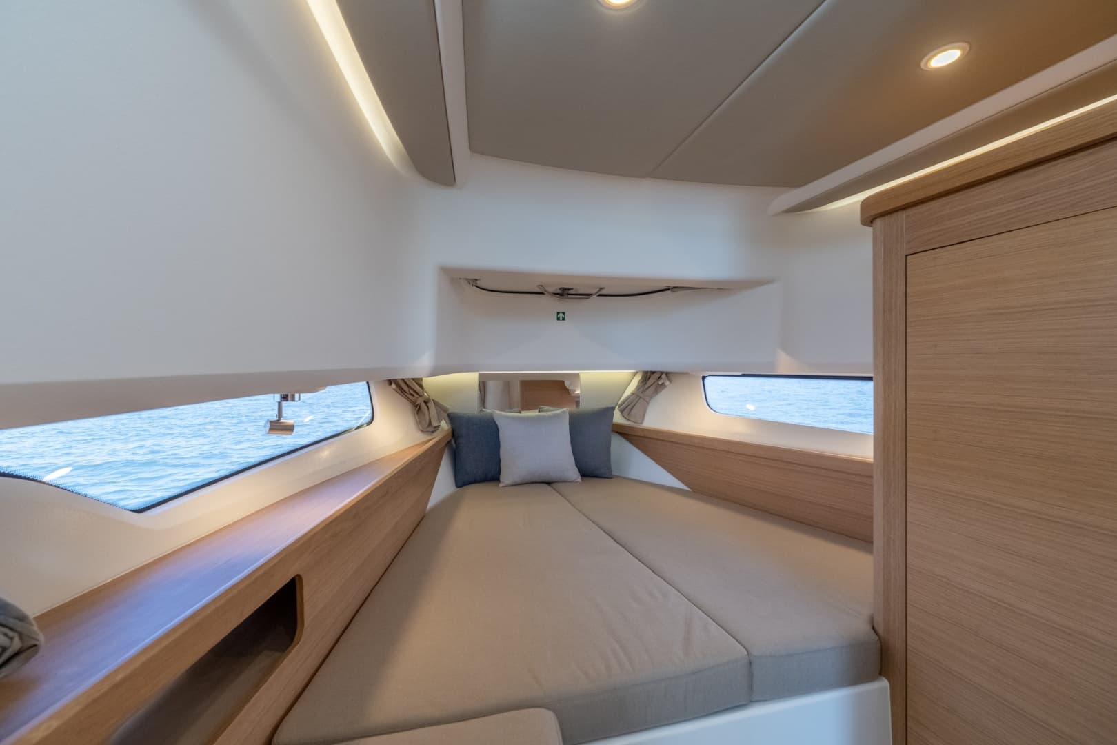 2025 Nimbus Tender 11