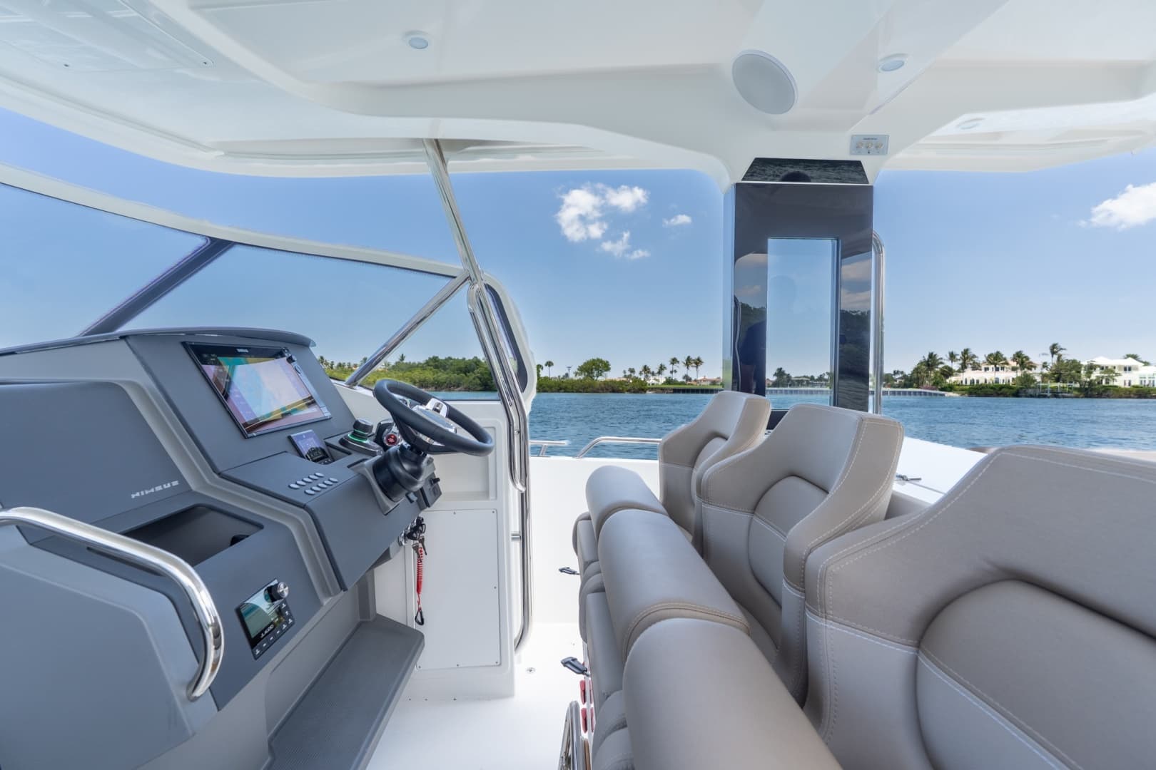 2025 Nimbus Tender 11