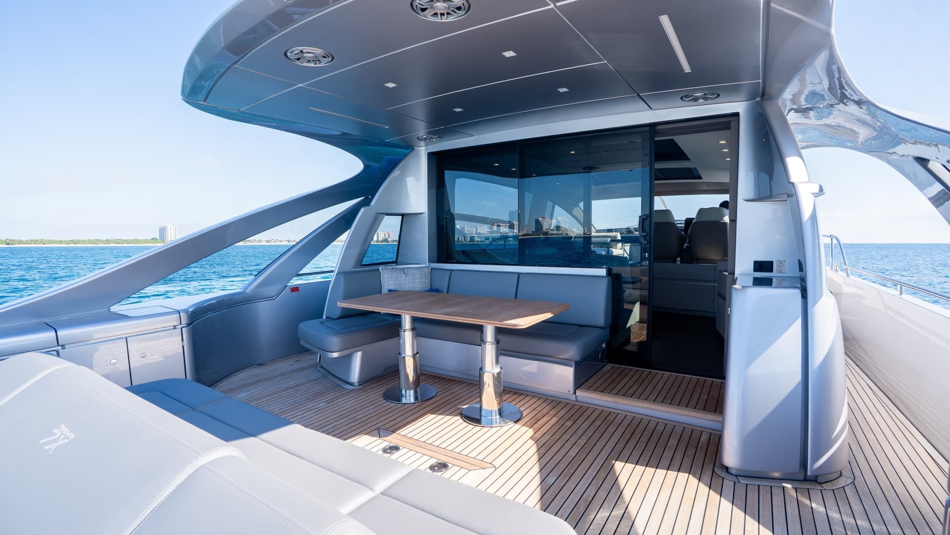 2024 Pershing 7X