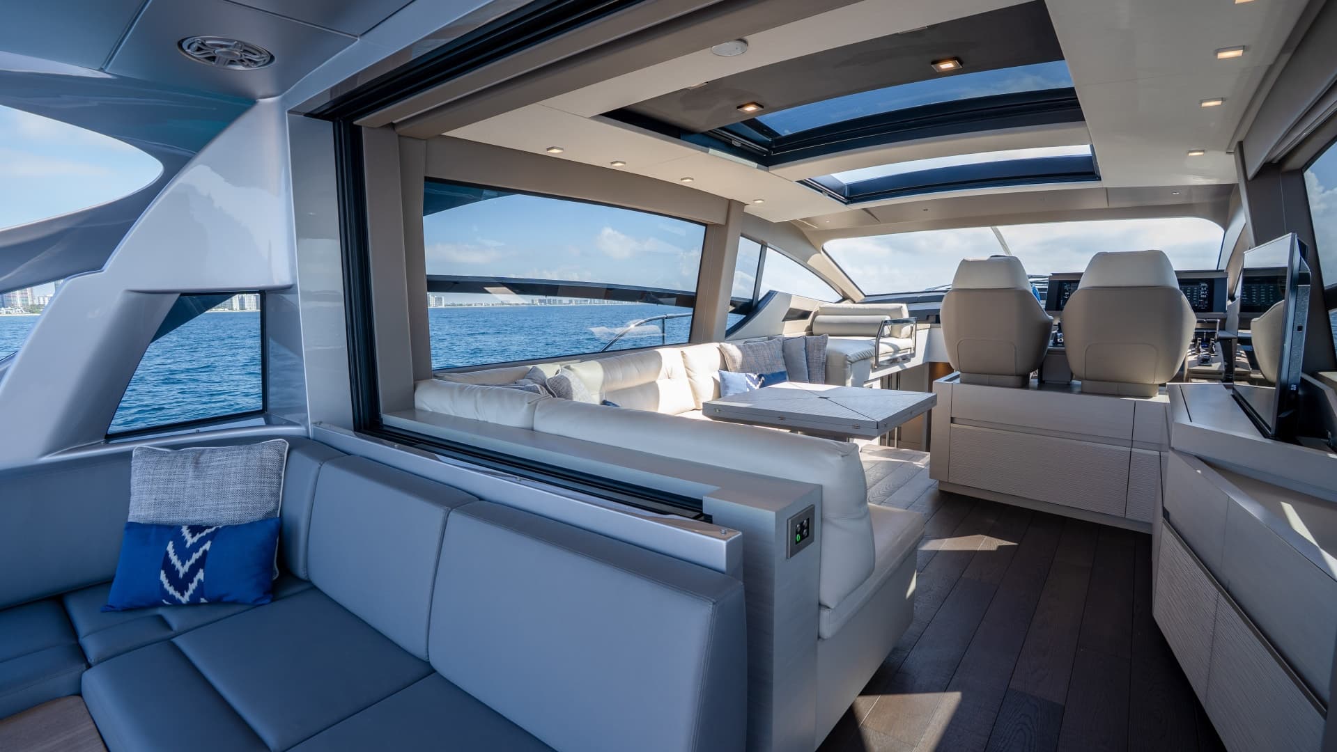 2024 Pershing 7X