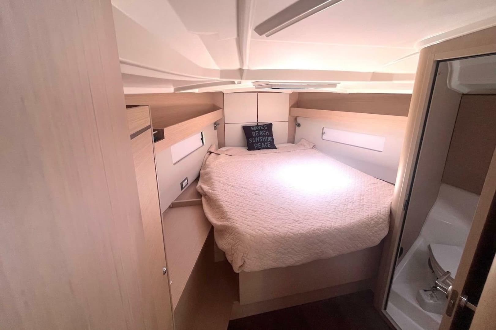 2022 Beneteau 