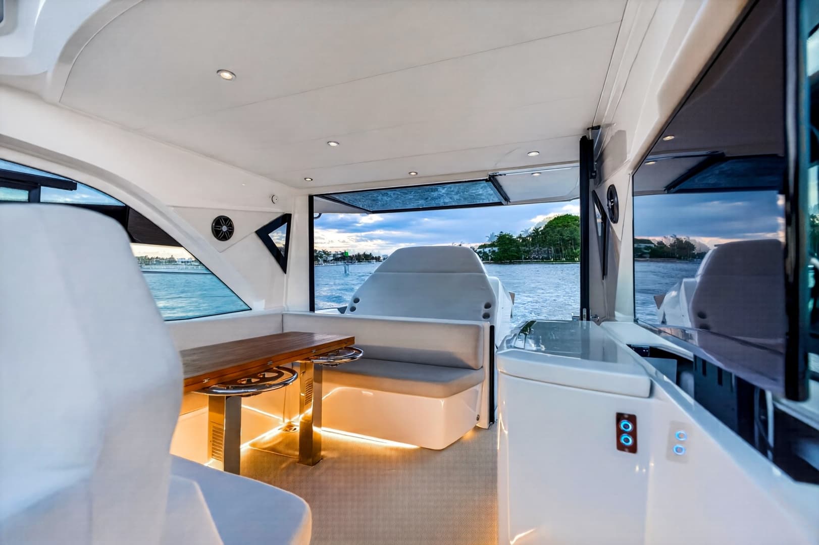 2023 Beneteau Gran Turismo 45