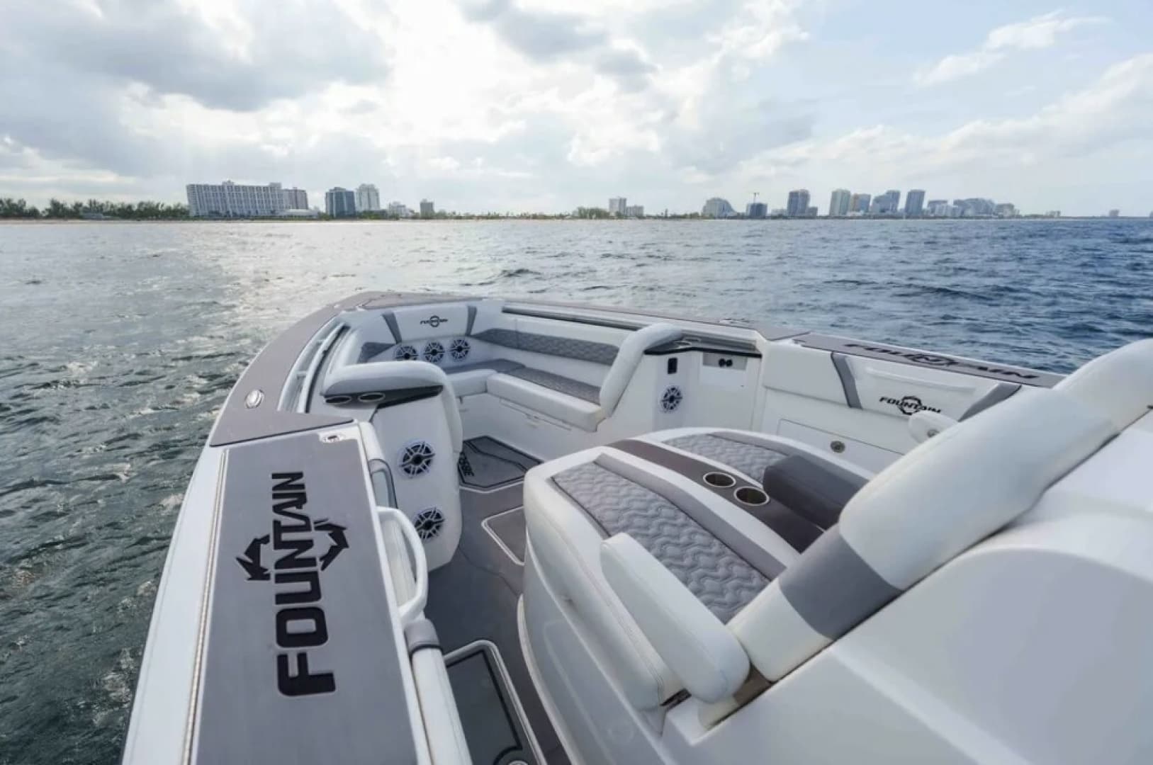 2023 Fountain 38 SCX