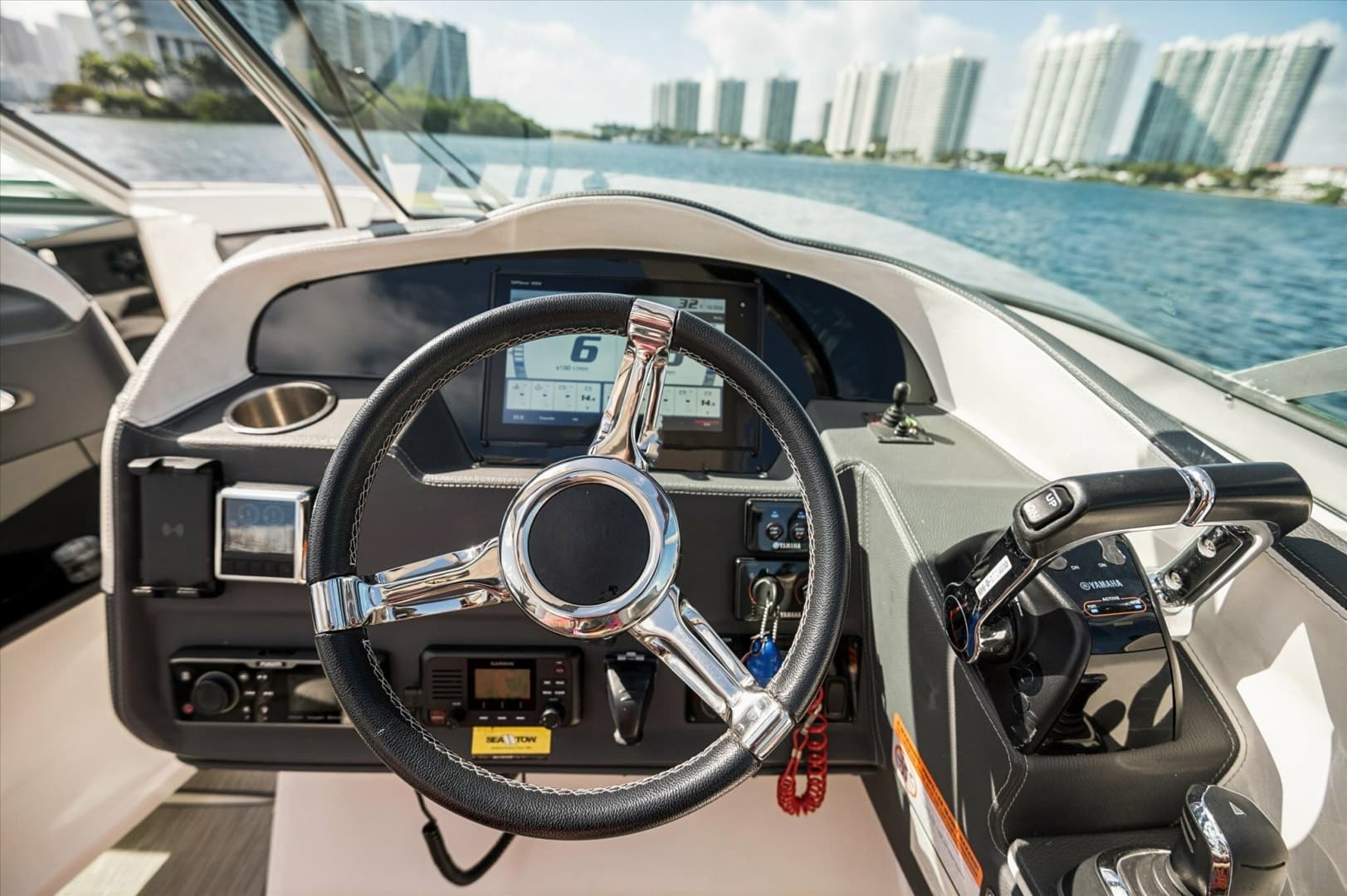2019 Regal 33 OBX