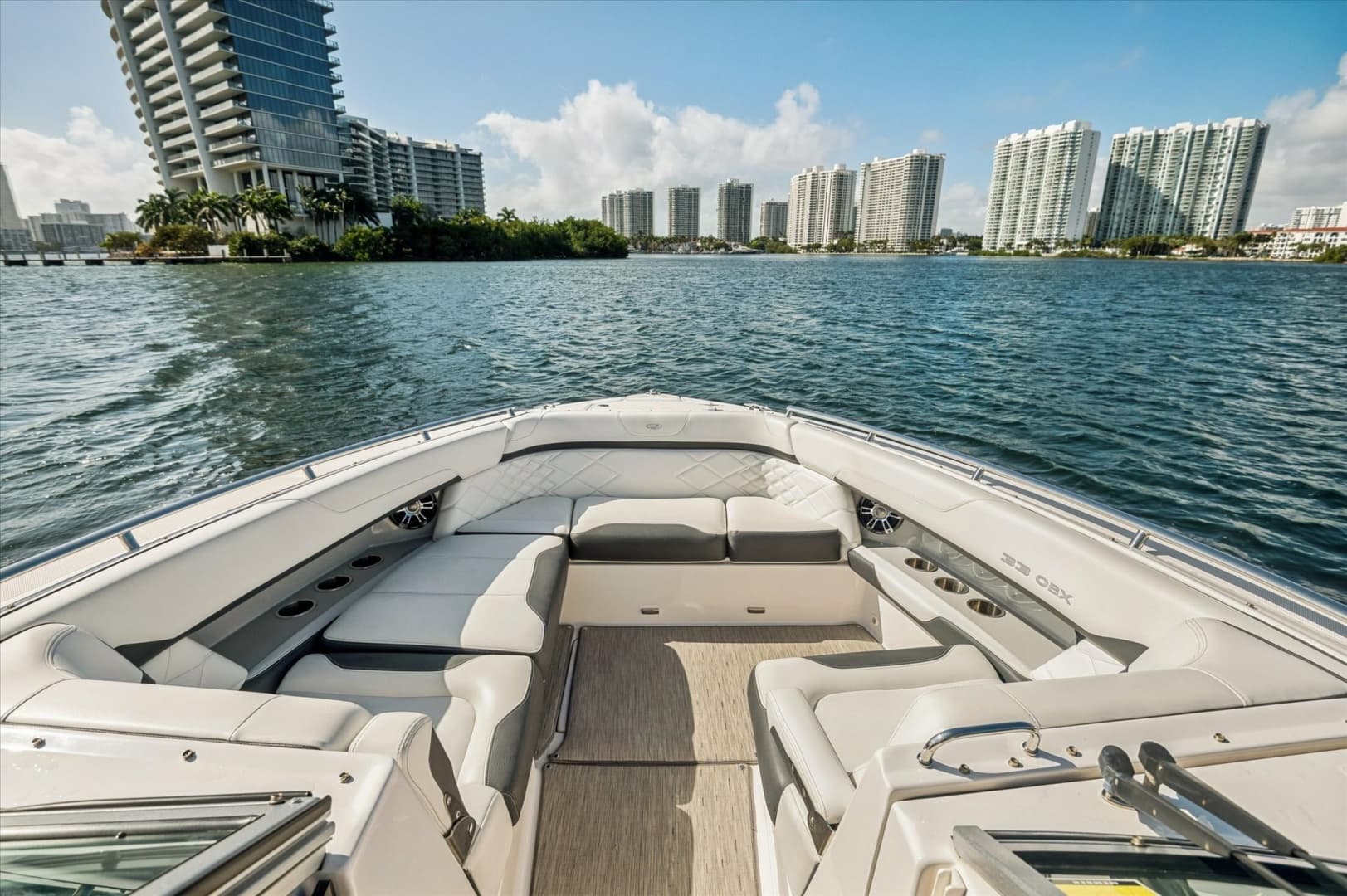 2019 Regal 33 OBX