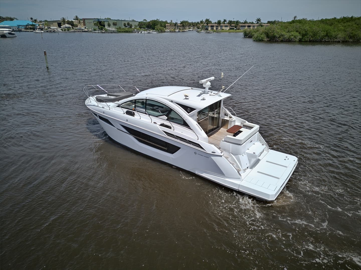 2023 Cruisers Yachts 50 CANTIUS