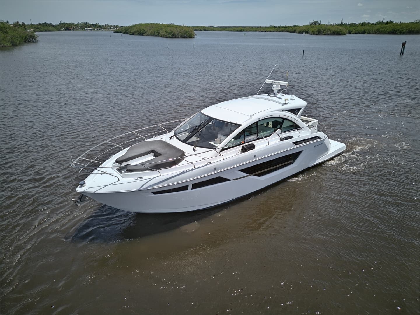 2023 Cruisers Yachts 50 CANTIUS