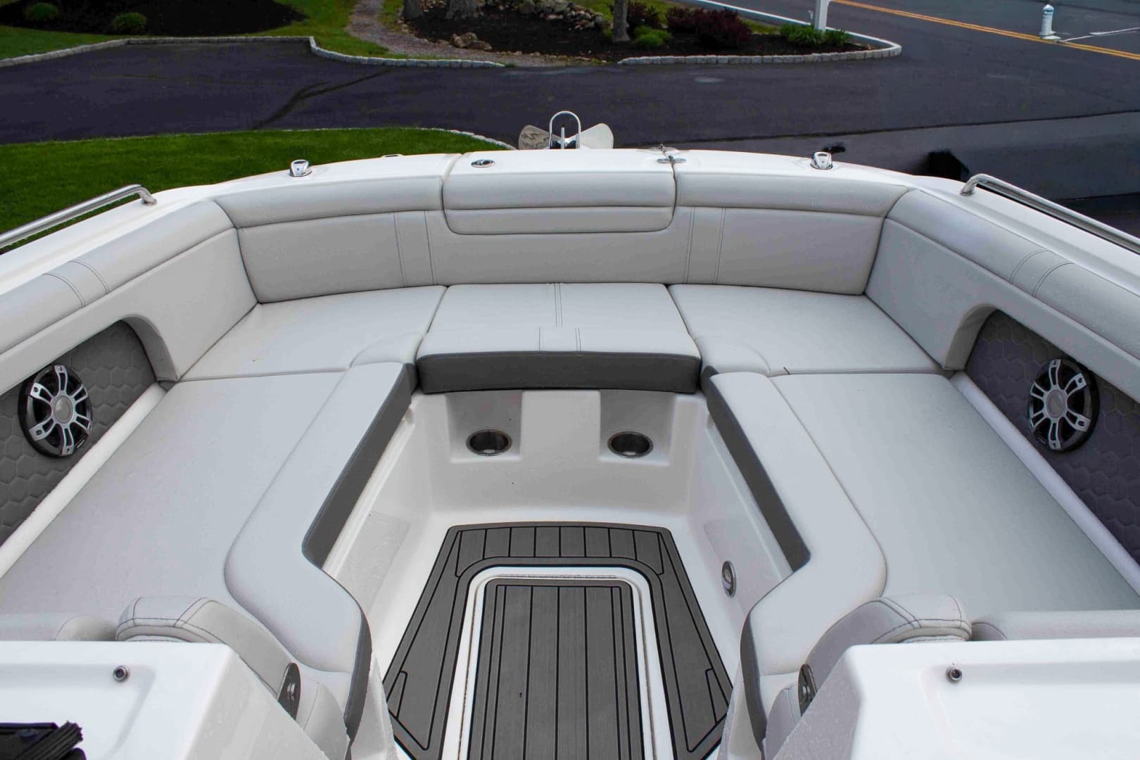2024 Sea Ray SDX 290