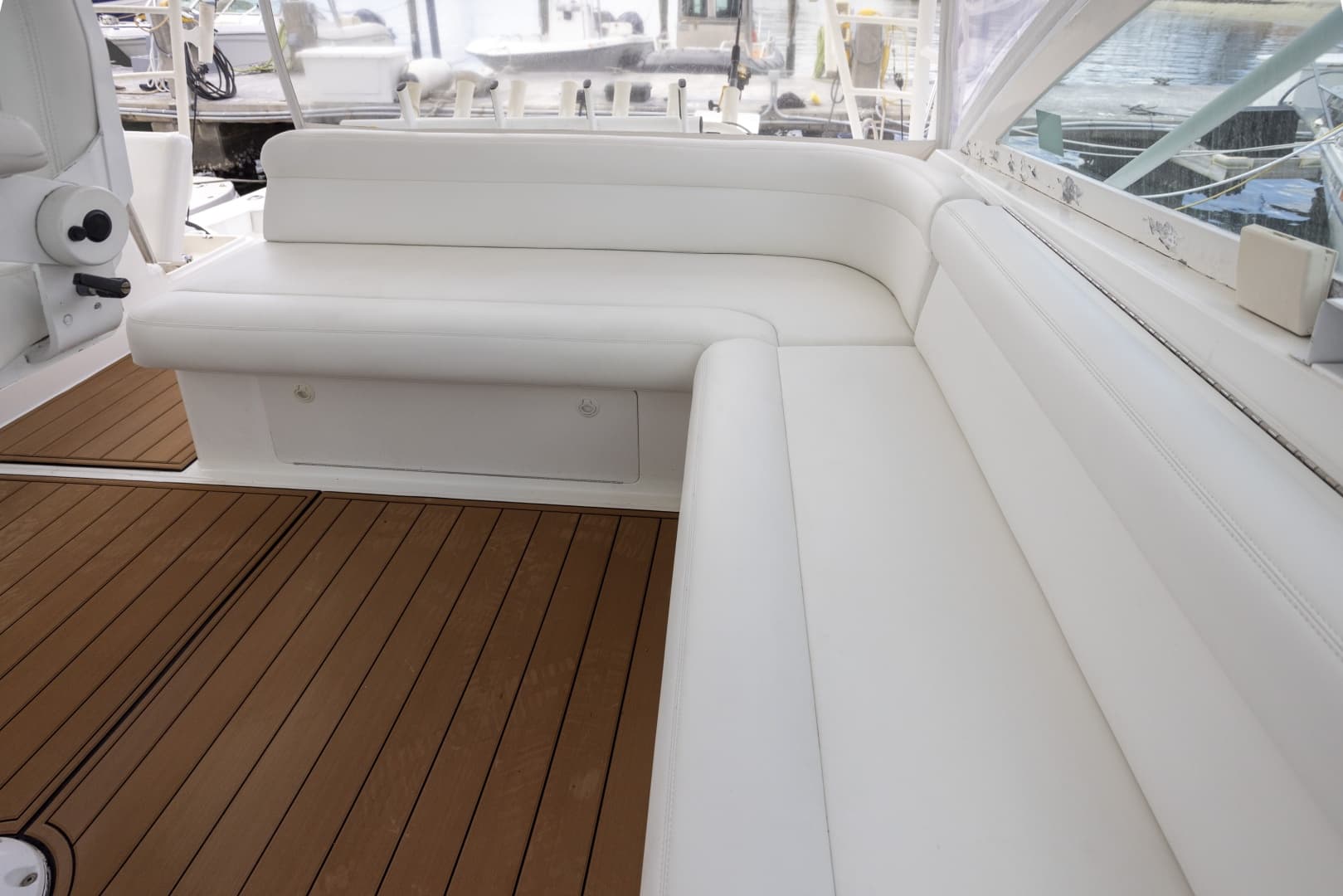 2000 Cabo 45 EXPRESS