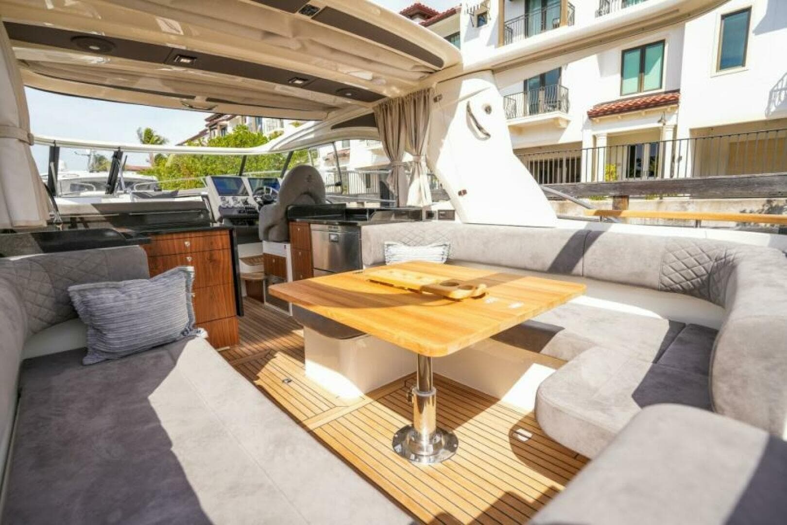 2026 Marex 360 Cabriolet Cruiser