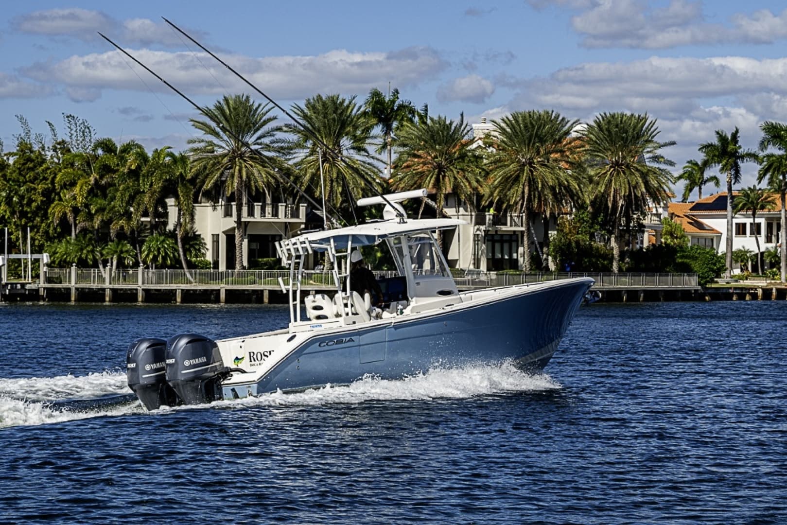 2021 Cobia 320 CC