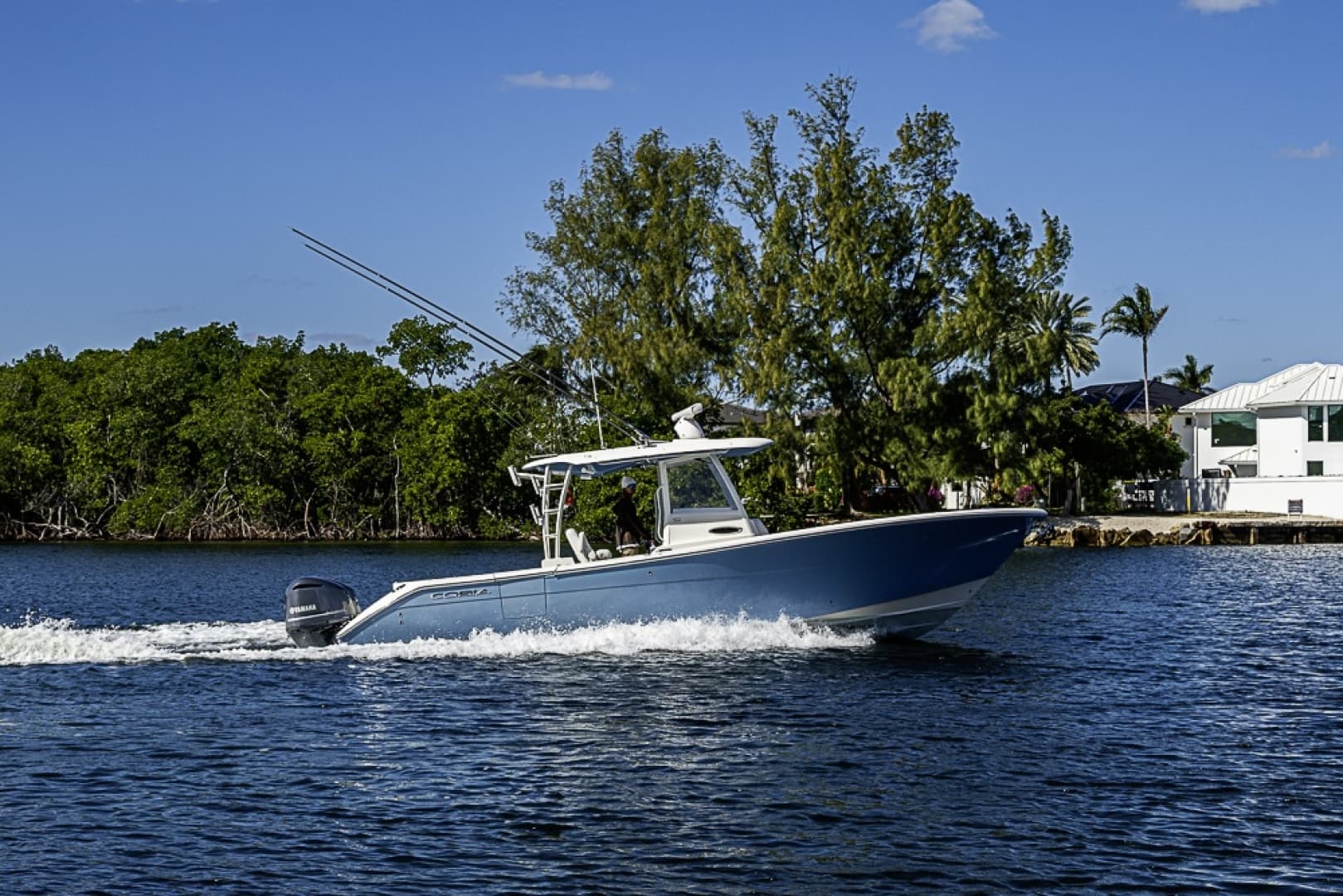 2021 Cobia 320 CC