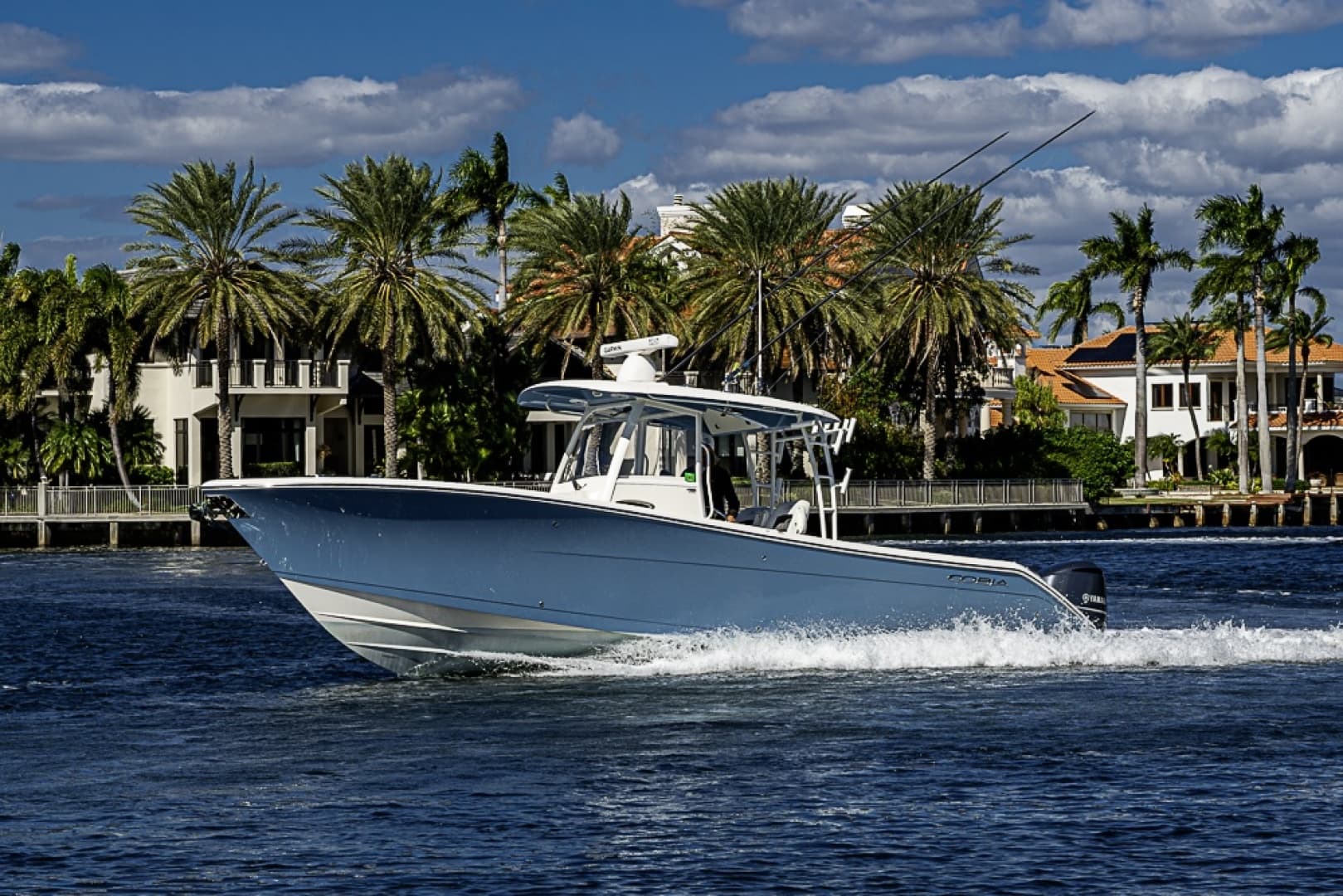 2021 Cobia 320 CC