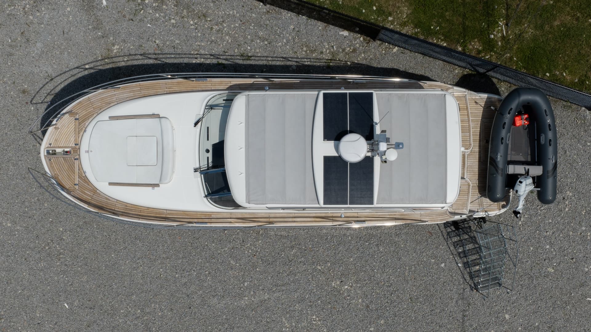 2026 Marex 360 Cabriolet Cruiser
