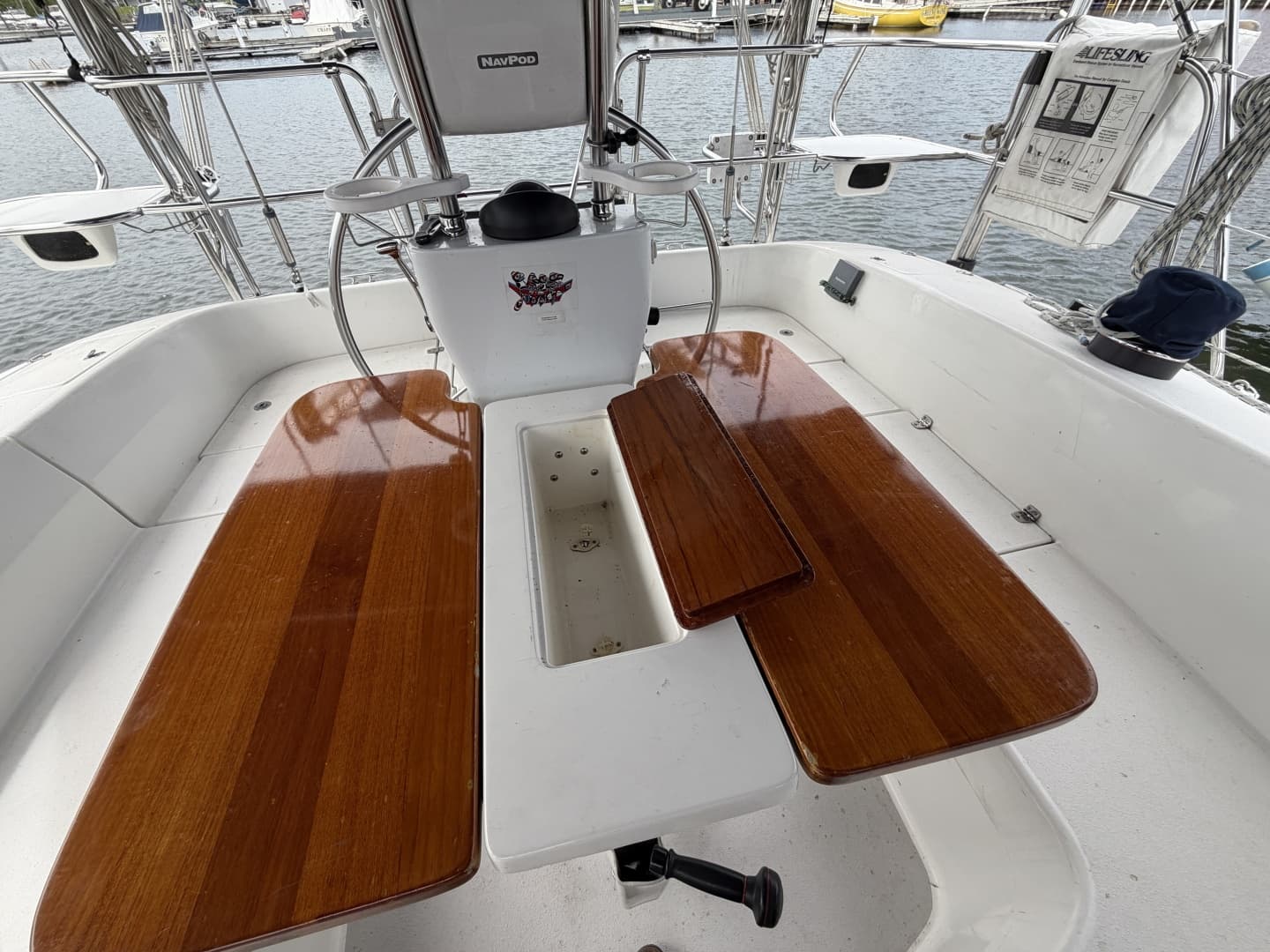 2004 Catalina Catalina 350