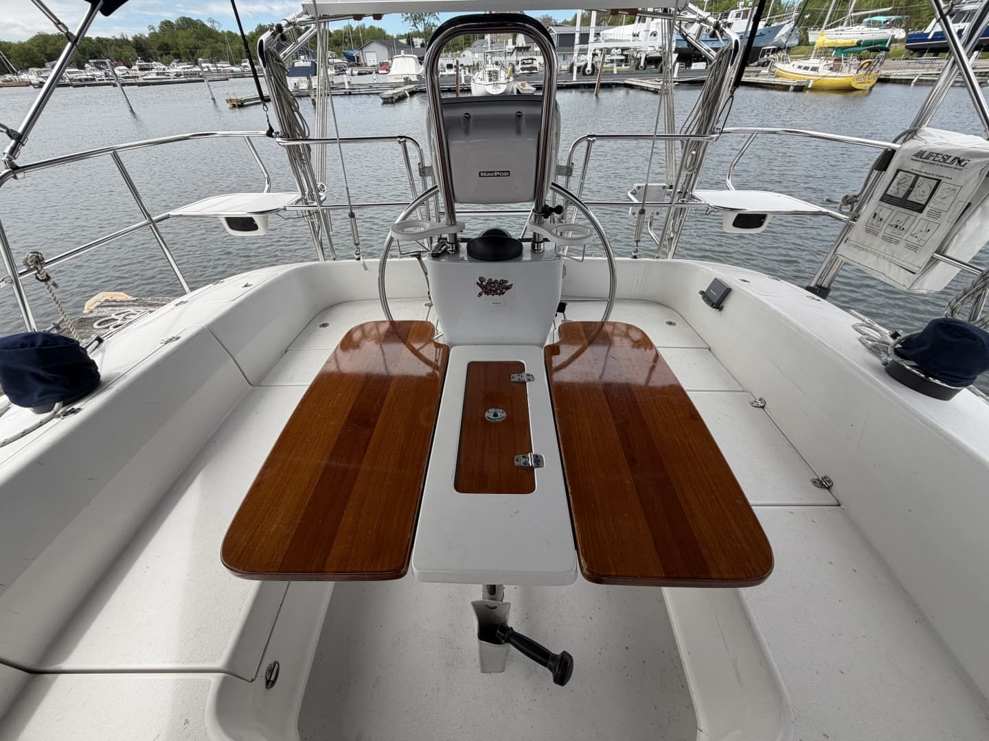 2004 Catalina Catalina 350
