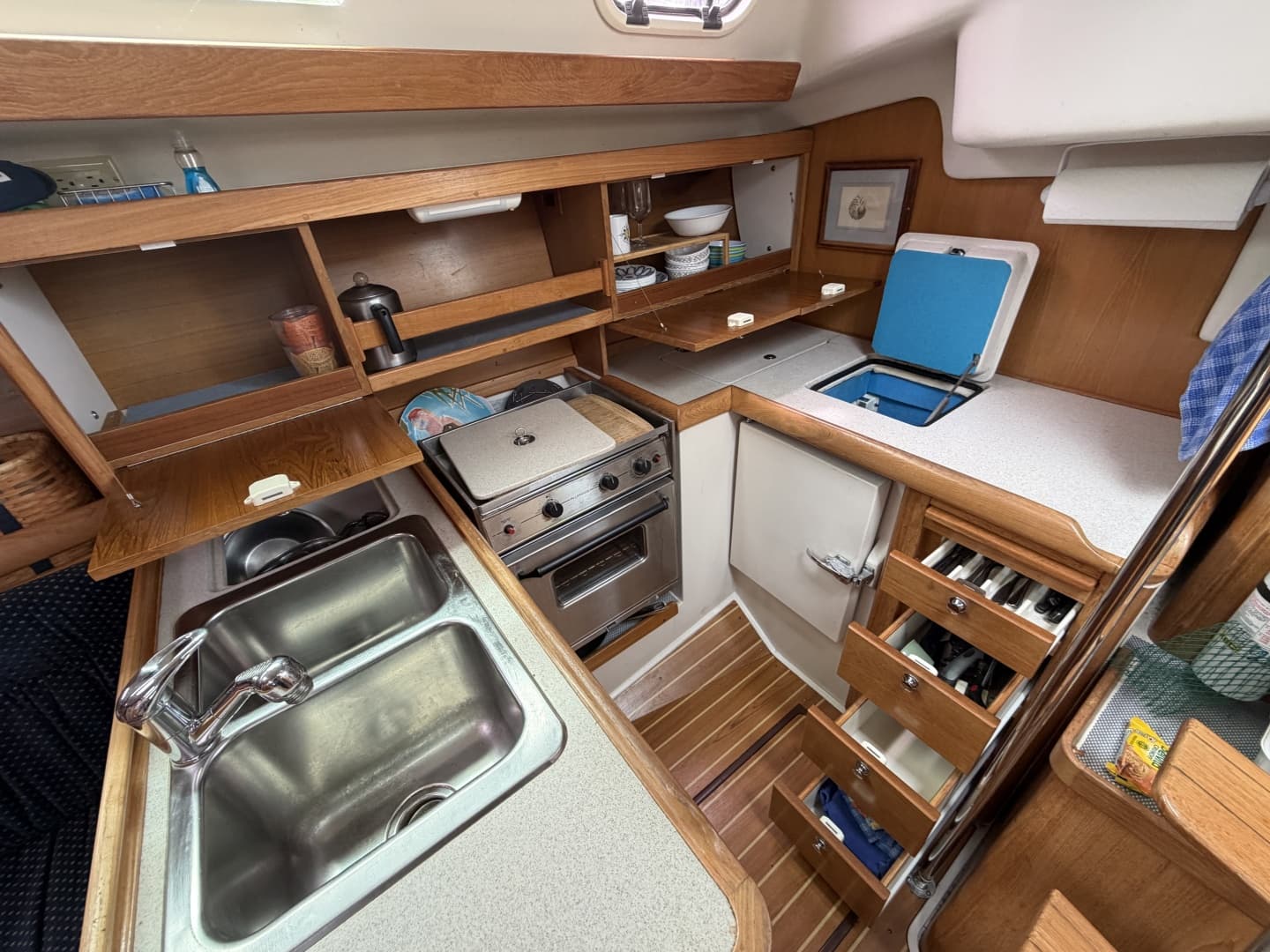 2004 Catalina Catalina 350