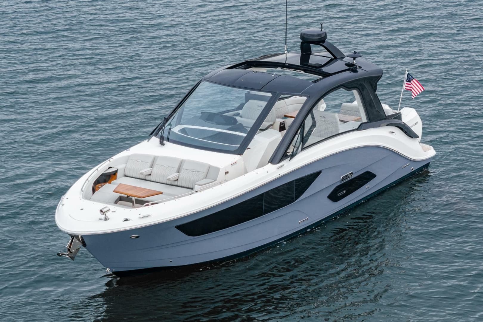 2022 Sea Ray 370 Sundancer