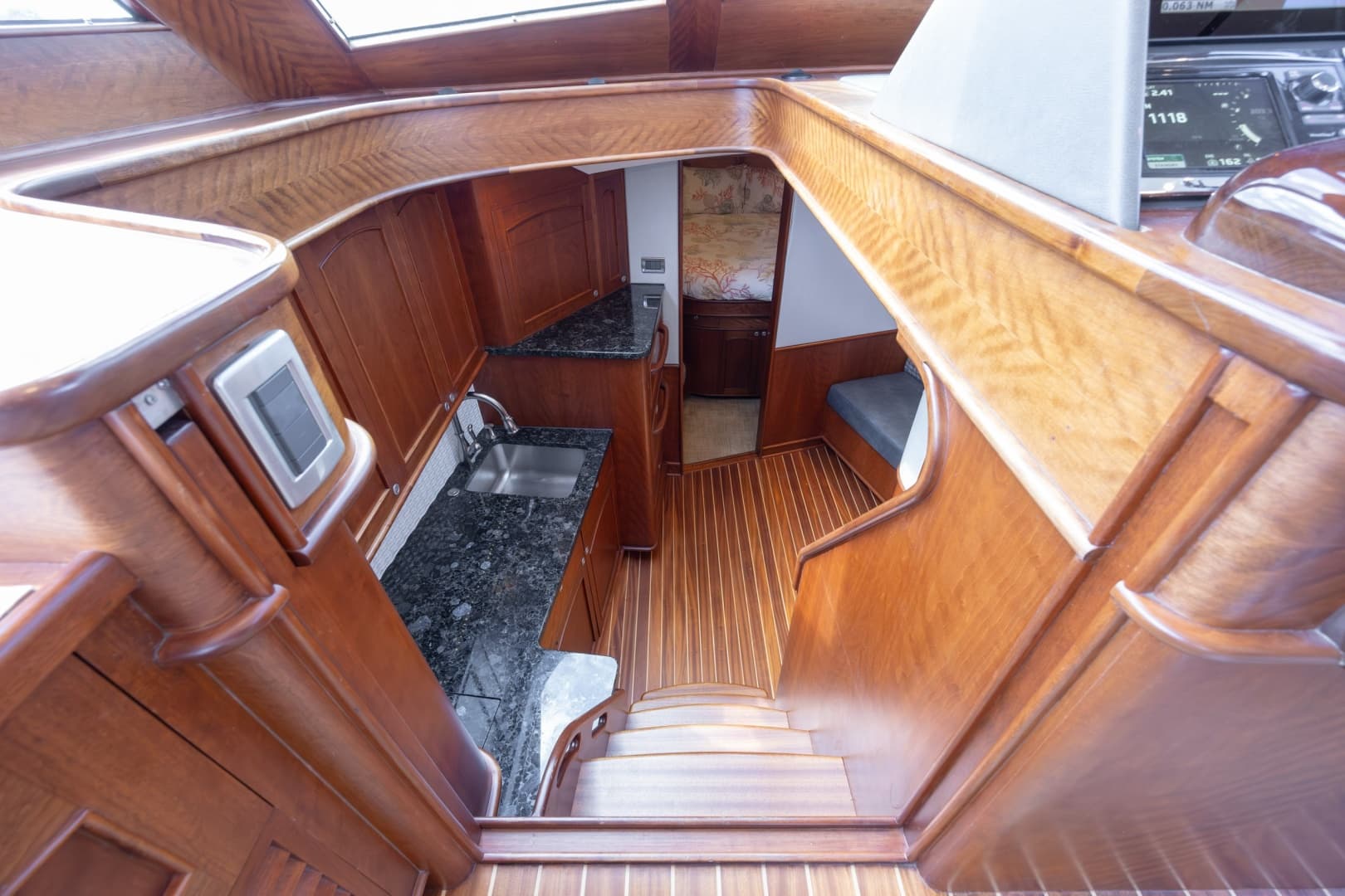 2015 Jarrett Bay Hardtop Express