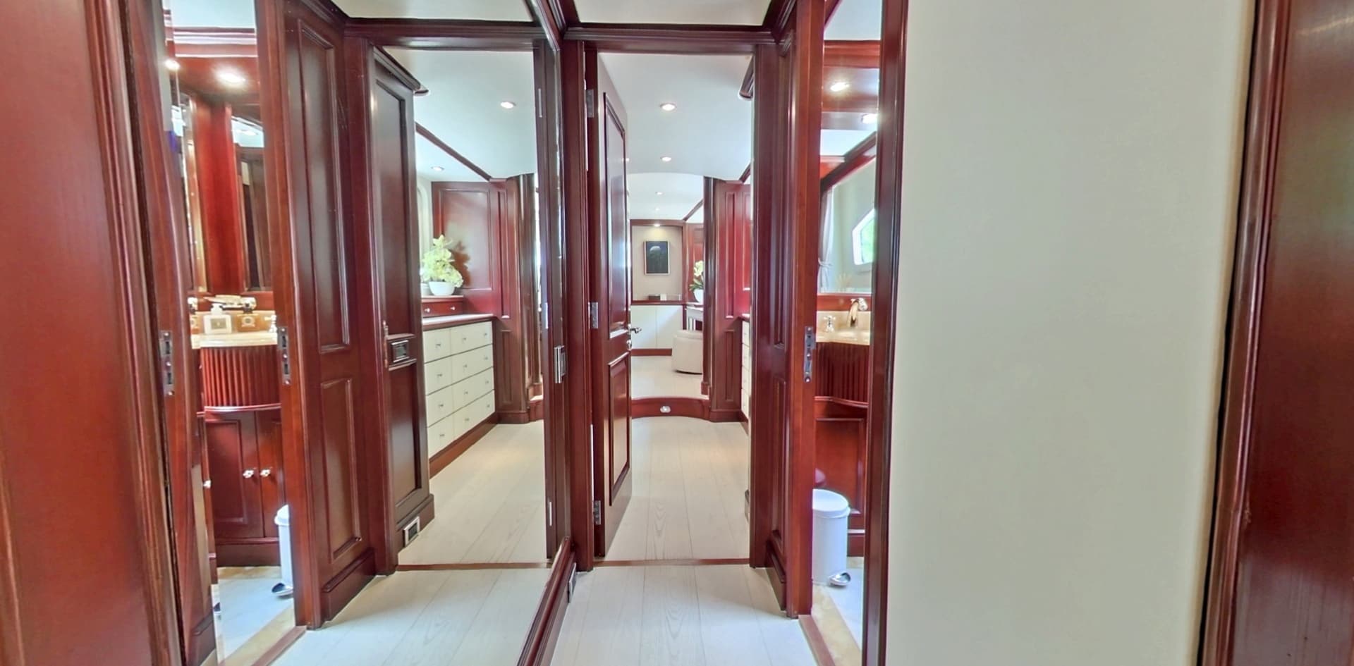 2003 Benetti 115 Classic