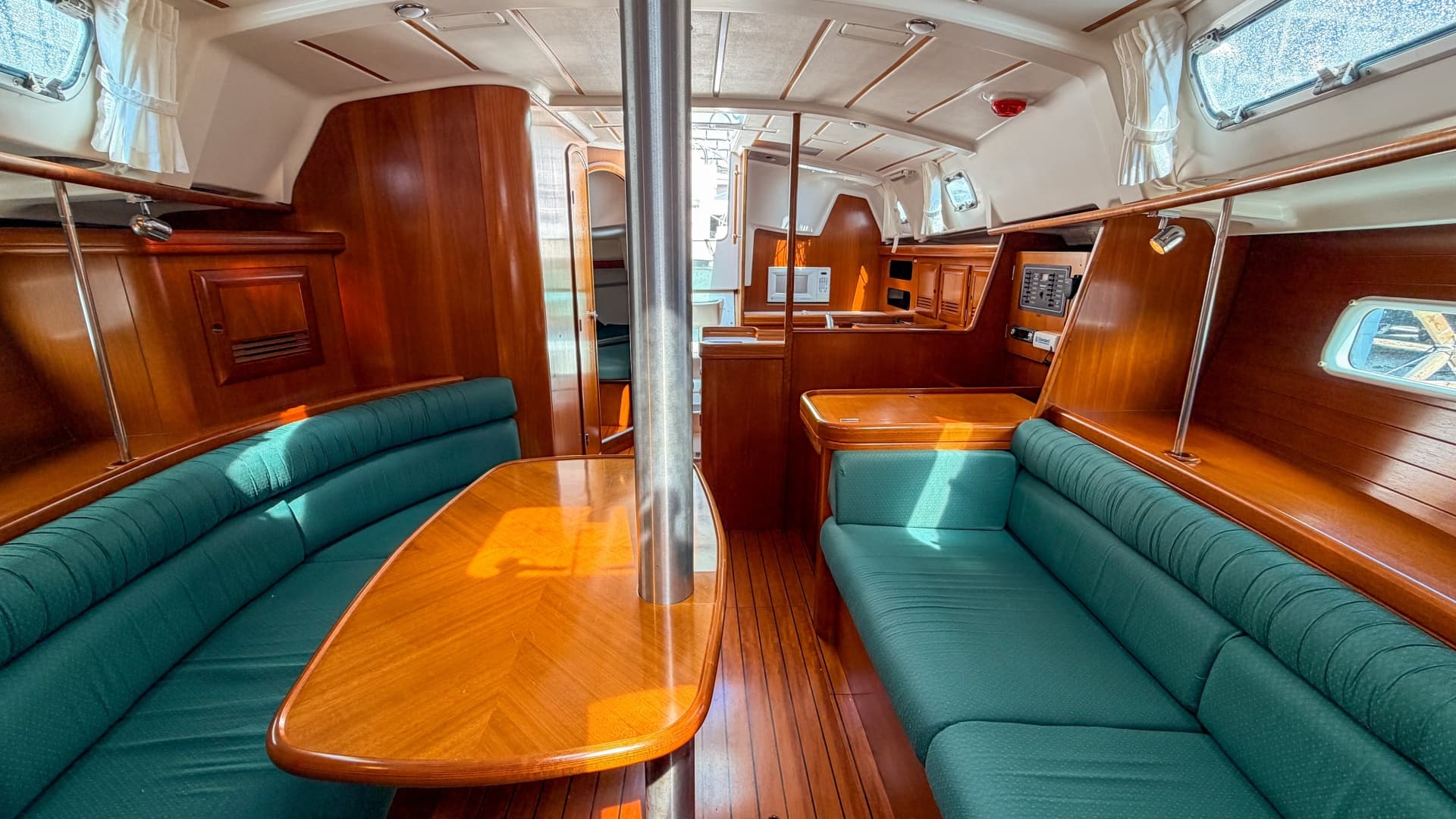 2002 Beneteau Oceanis 361